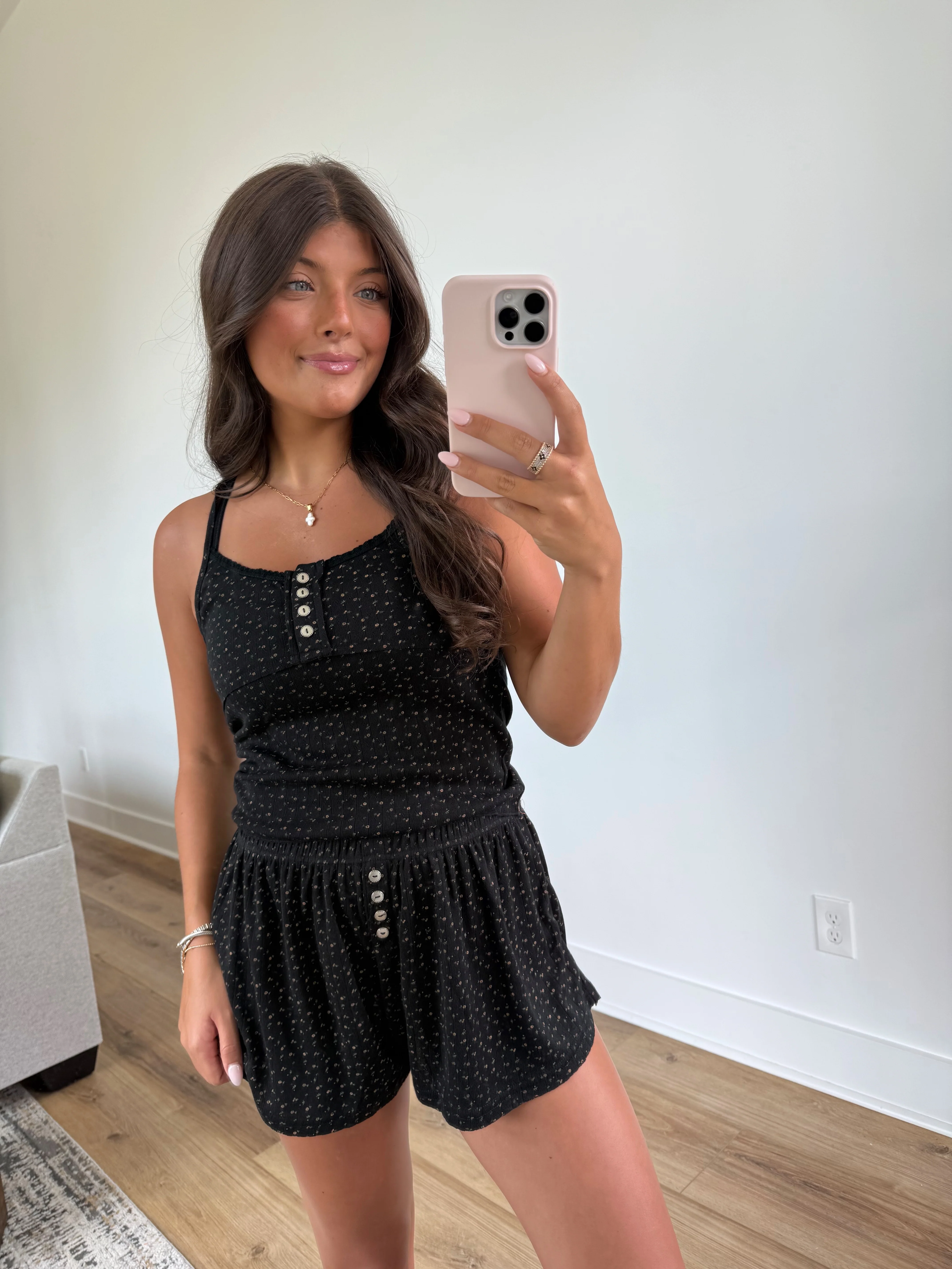 Black Dainty Lounge Set - Image 4