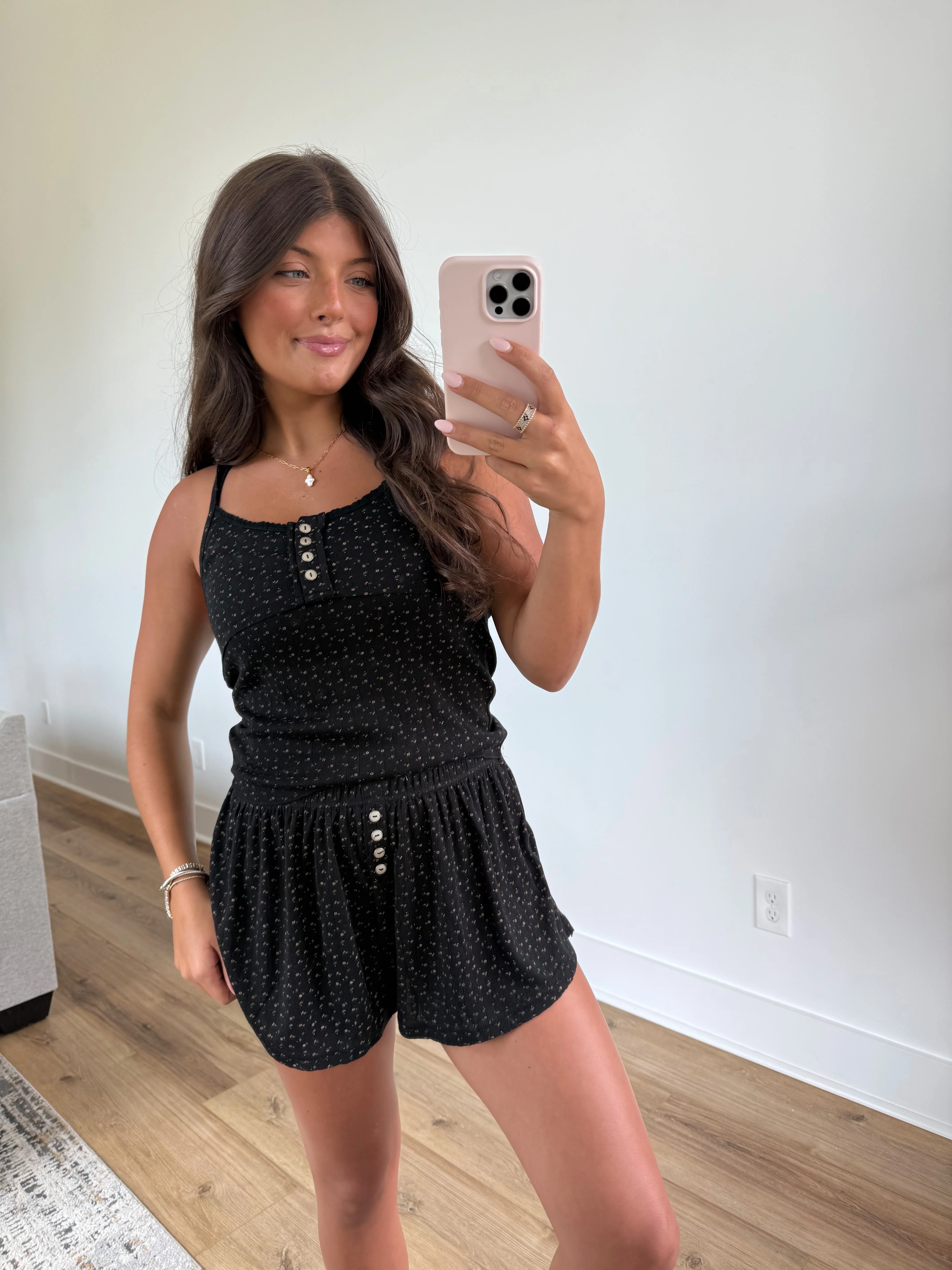 Black Dainty Lounge Set - Image 6