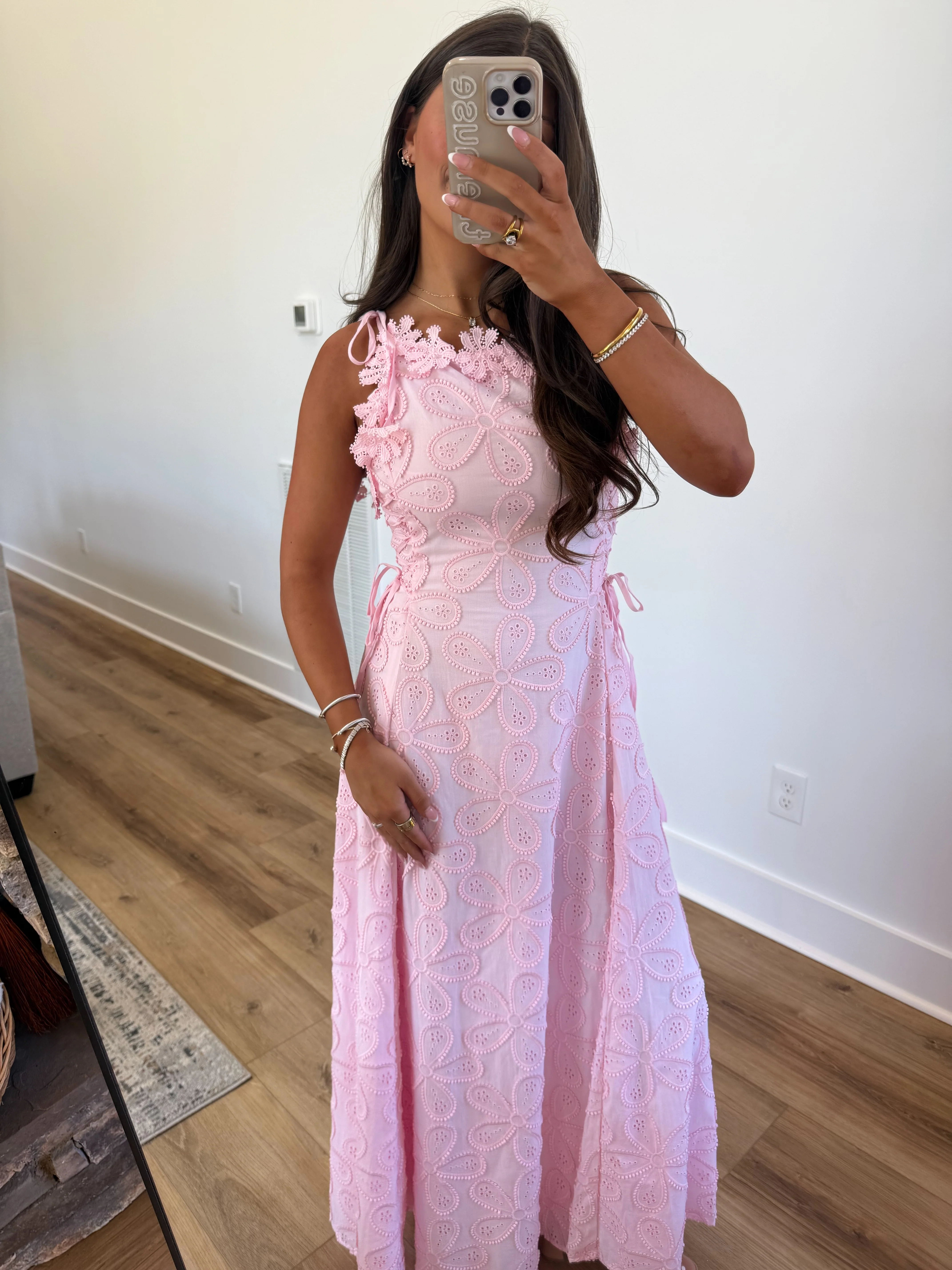 Blush Lace Midi - Image 3