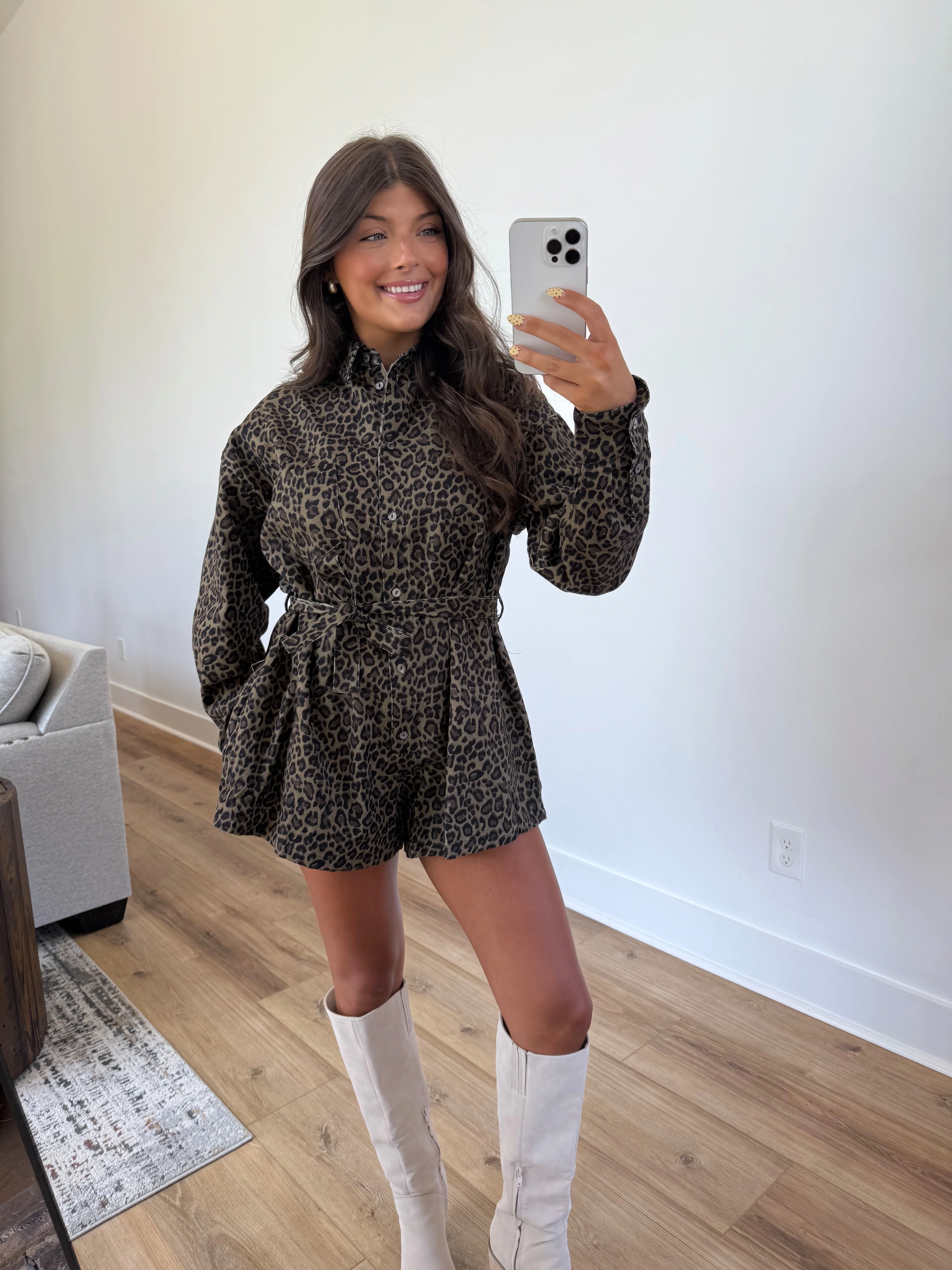 Boxy Cheetah Romper - Image 4
