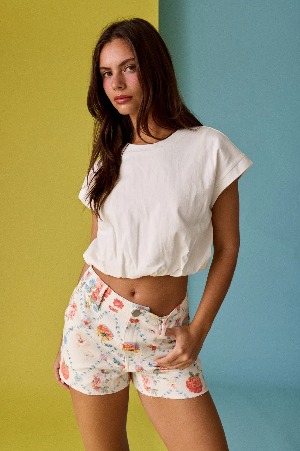 Bubble Hem White Tee - Image 5