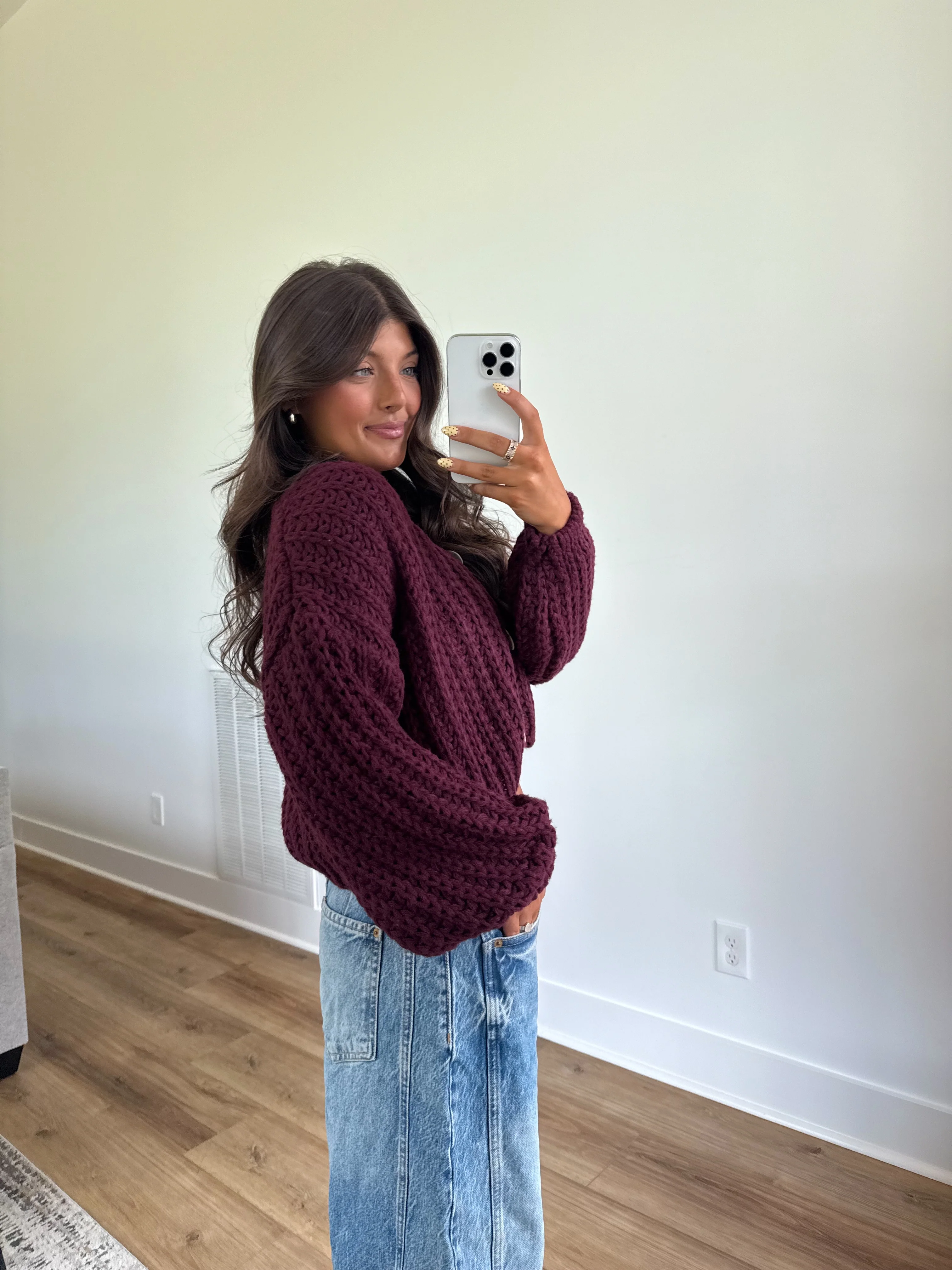 Burgundy Cropped Cardigan - Image 4