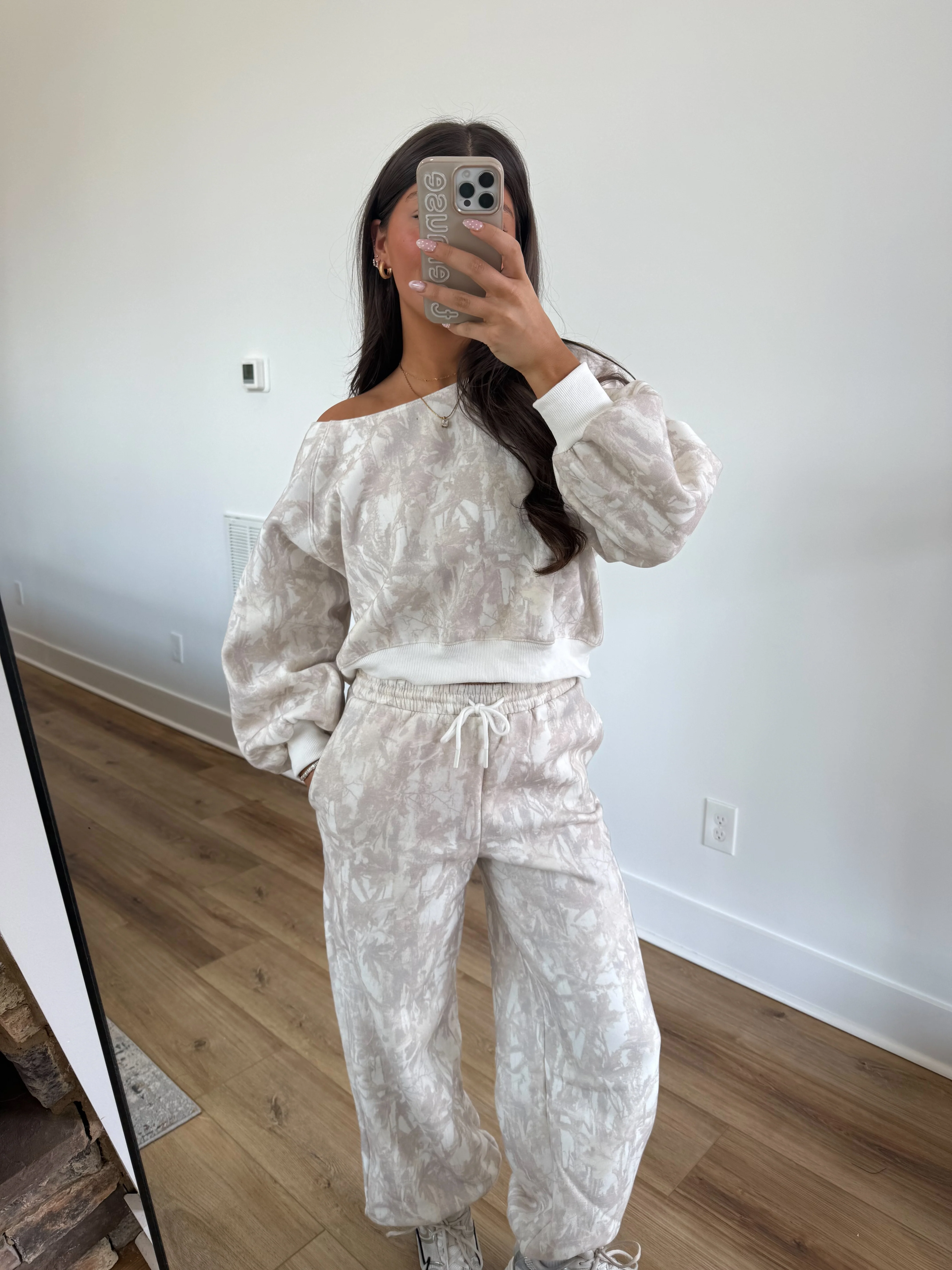 Camo Off The Shoulder SweatSet (Restock) - Image 4