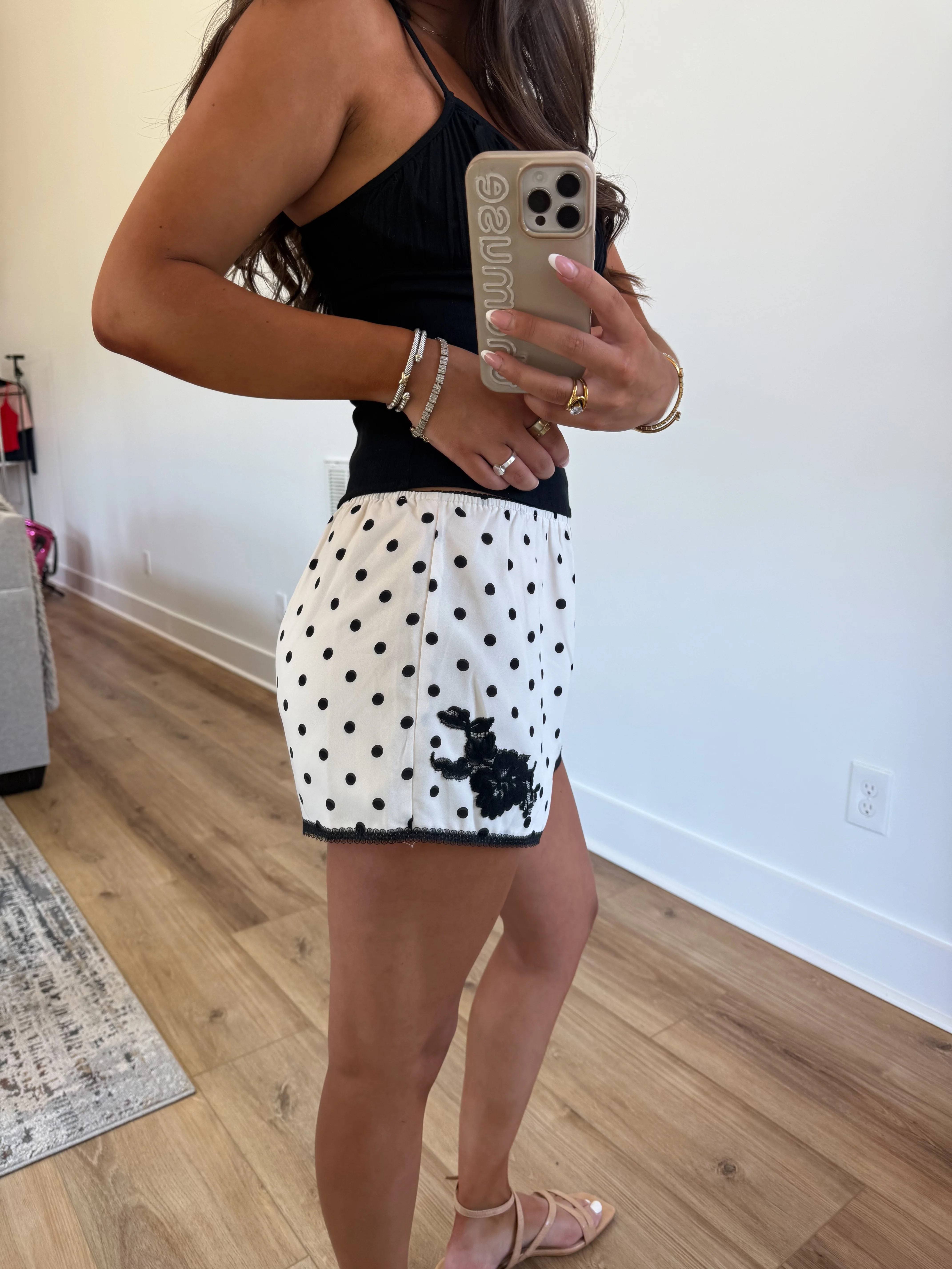 Chic Shorts - Image 5