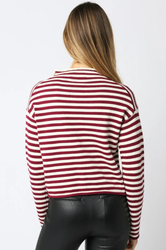 Cranberry Cashmere Sweater - Image 9