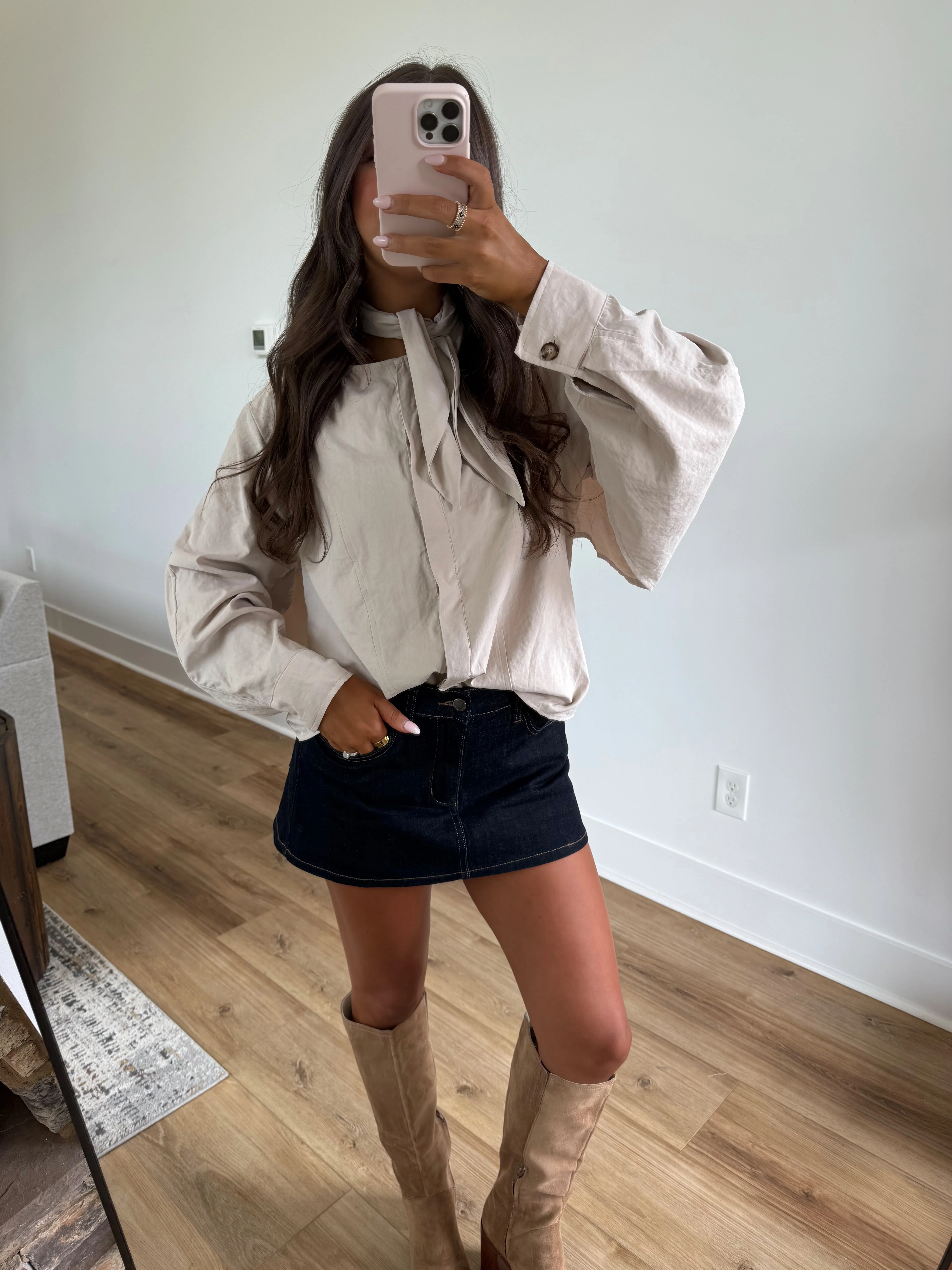 Cream Chateau Blouse (Restock) - Image 8