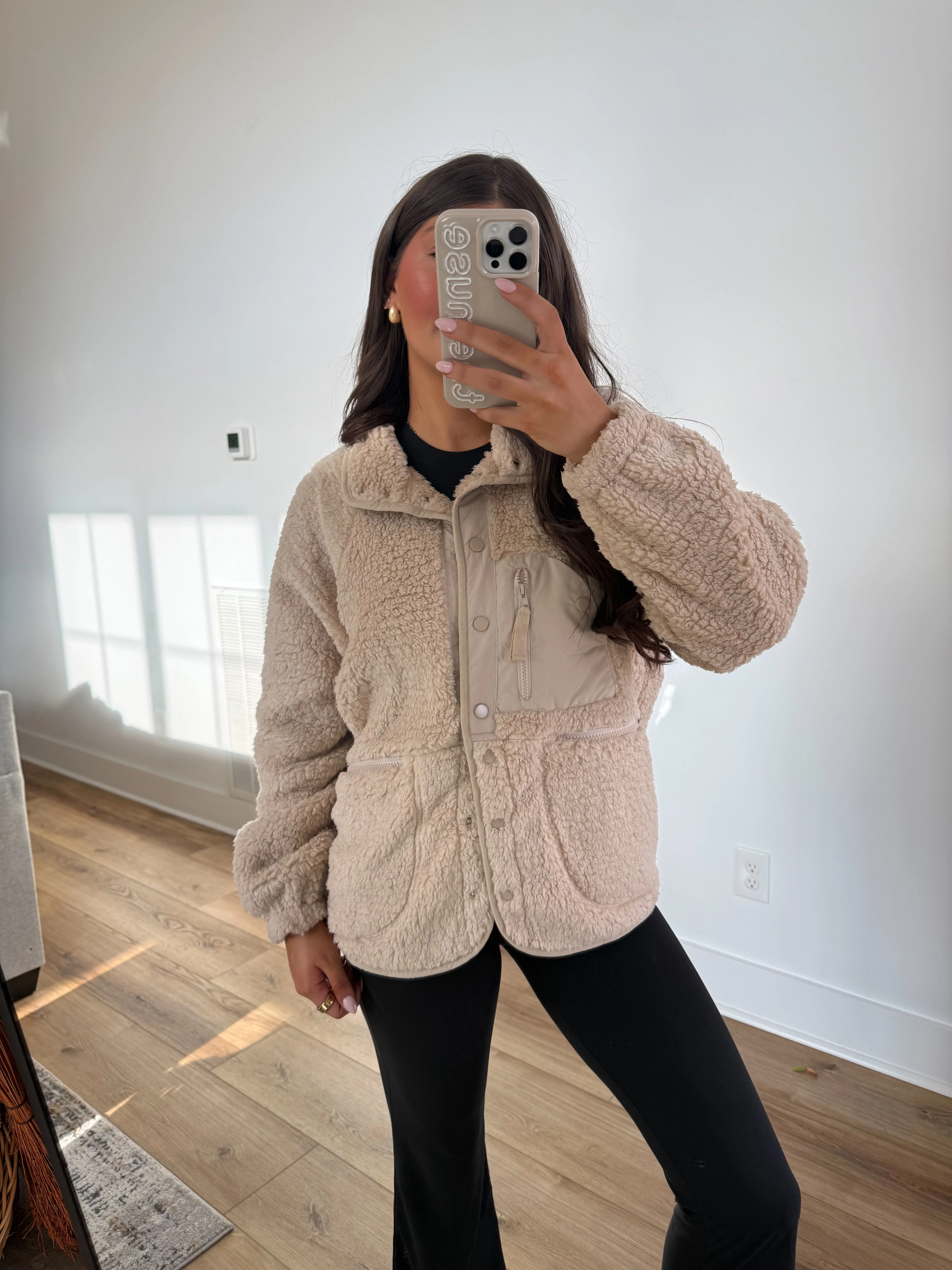 Creamwood Sherpa - Image 2