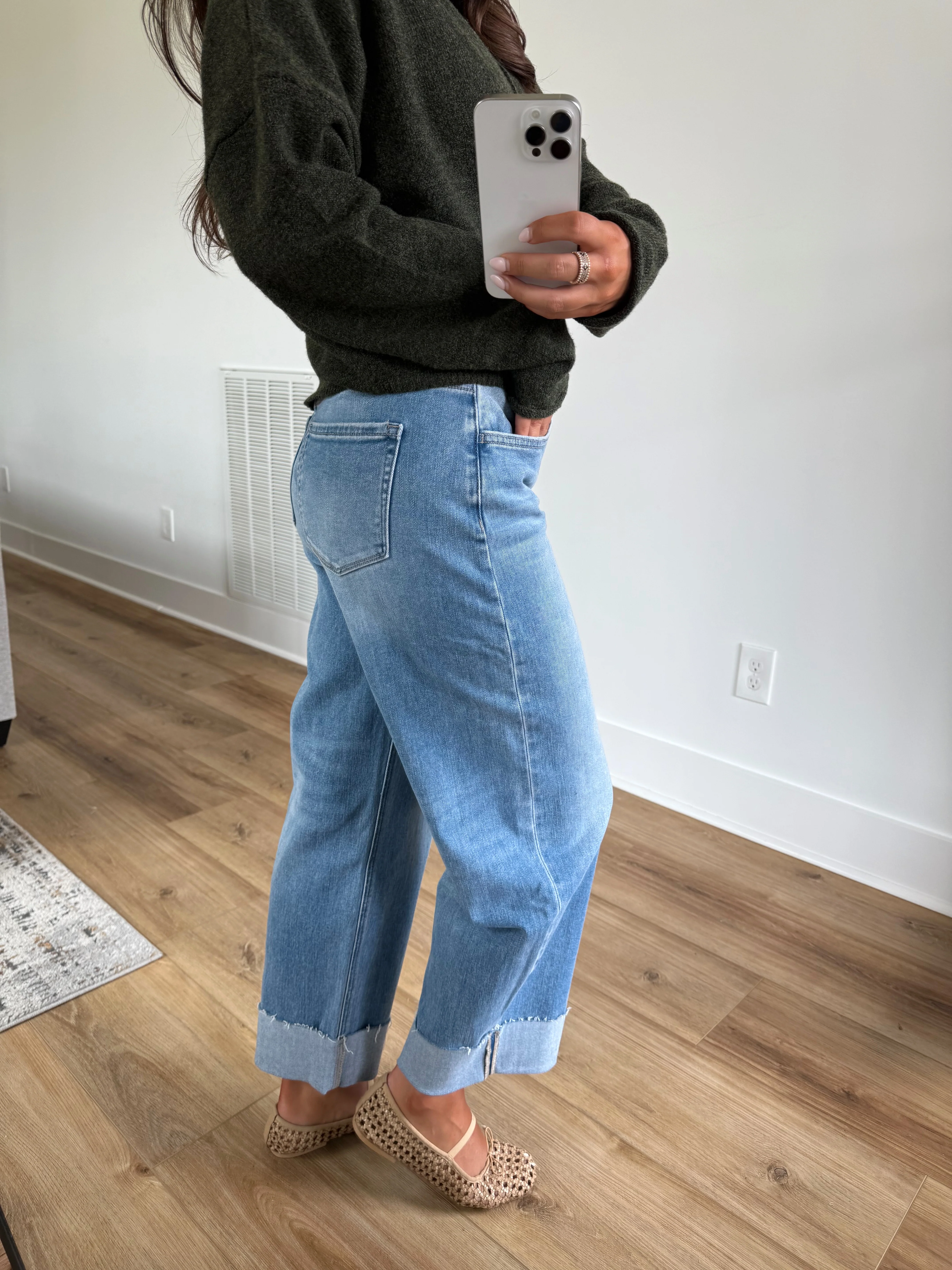 Cuffed Barrel Jeans - Image 4