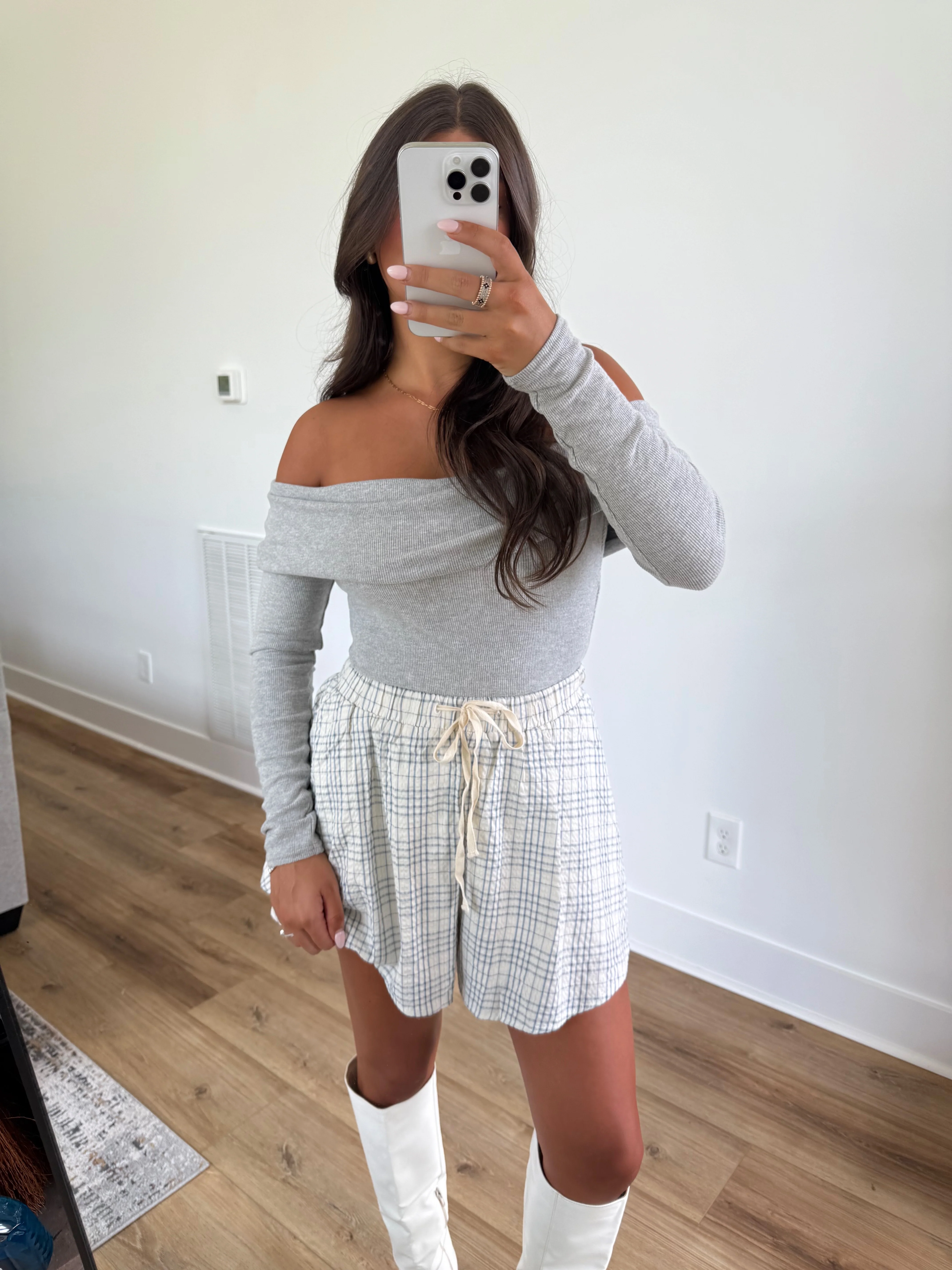 Darcy Gingham Shorts (Blue/Cream) - Image 4