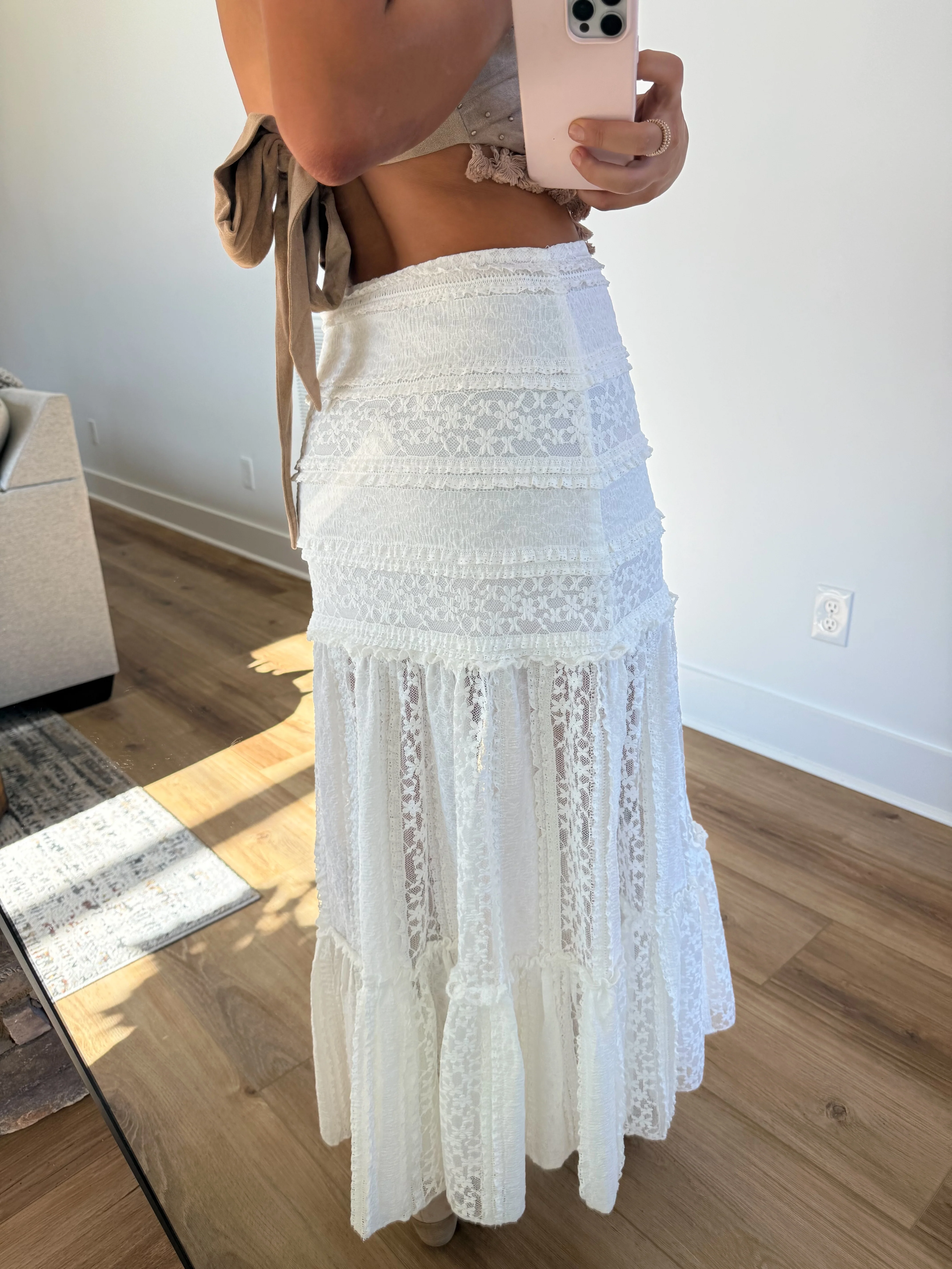 Daydream Lace Skirt - Image 5