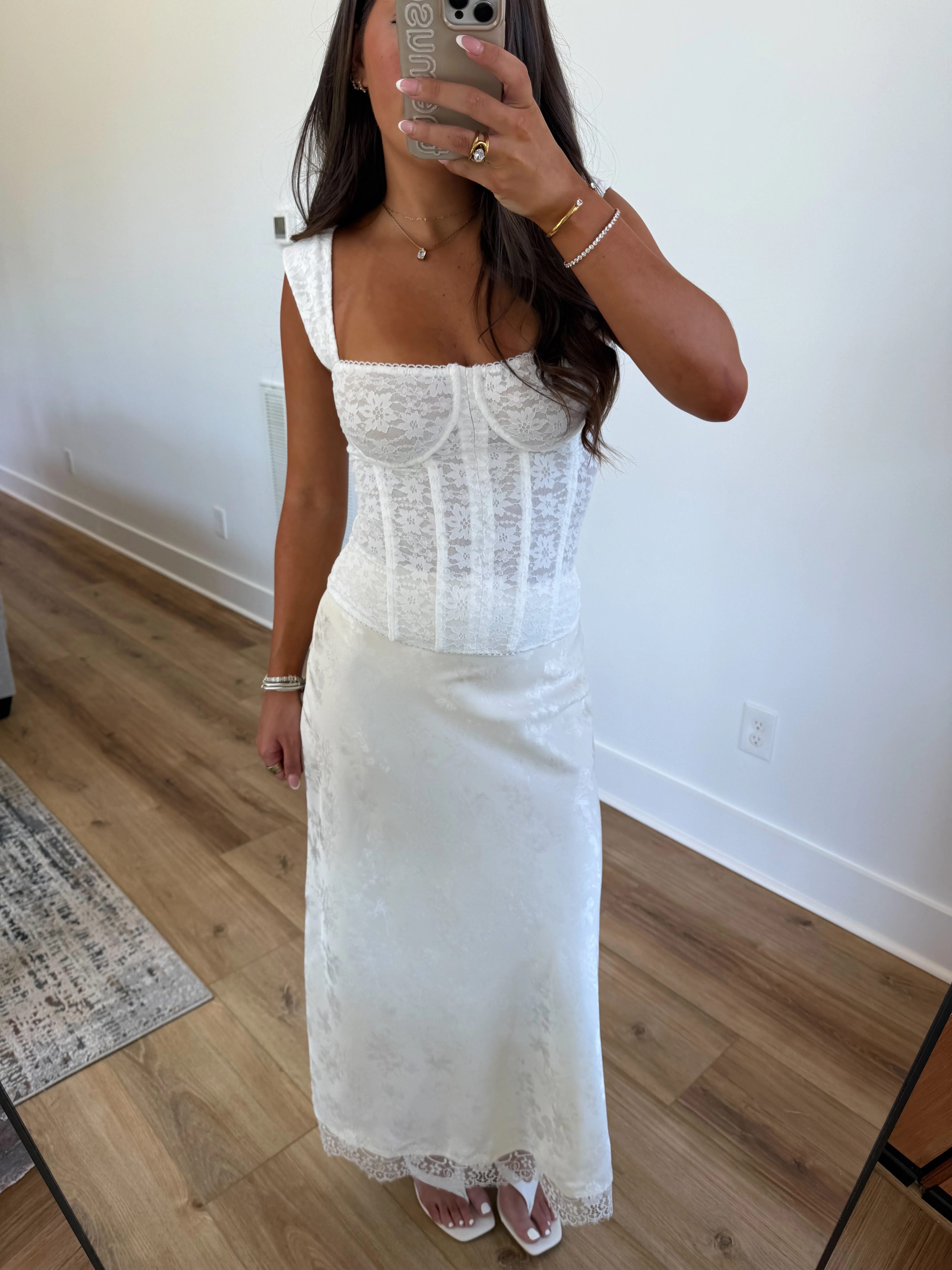 Elle Lace Bodice (PRE-ORDER (1-2 weeks)/ Restock) - Image 4