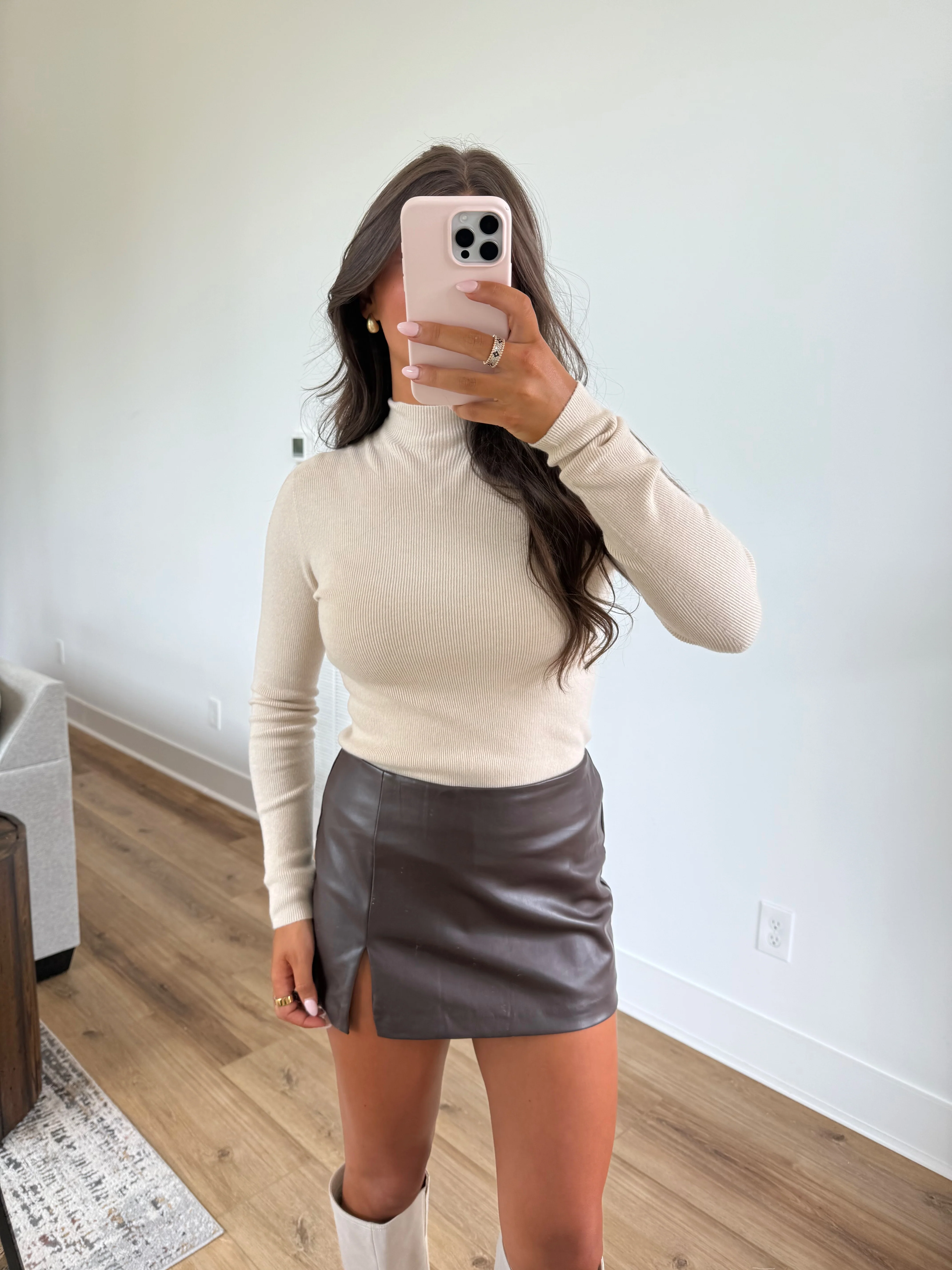 Everyday Mock neck (Cream) - Image 2