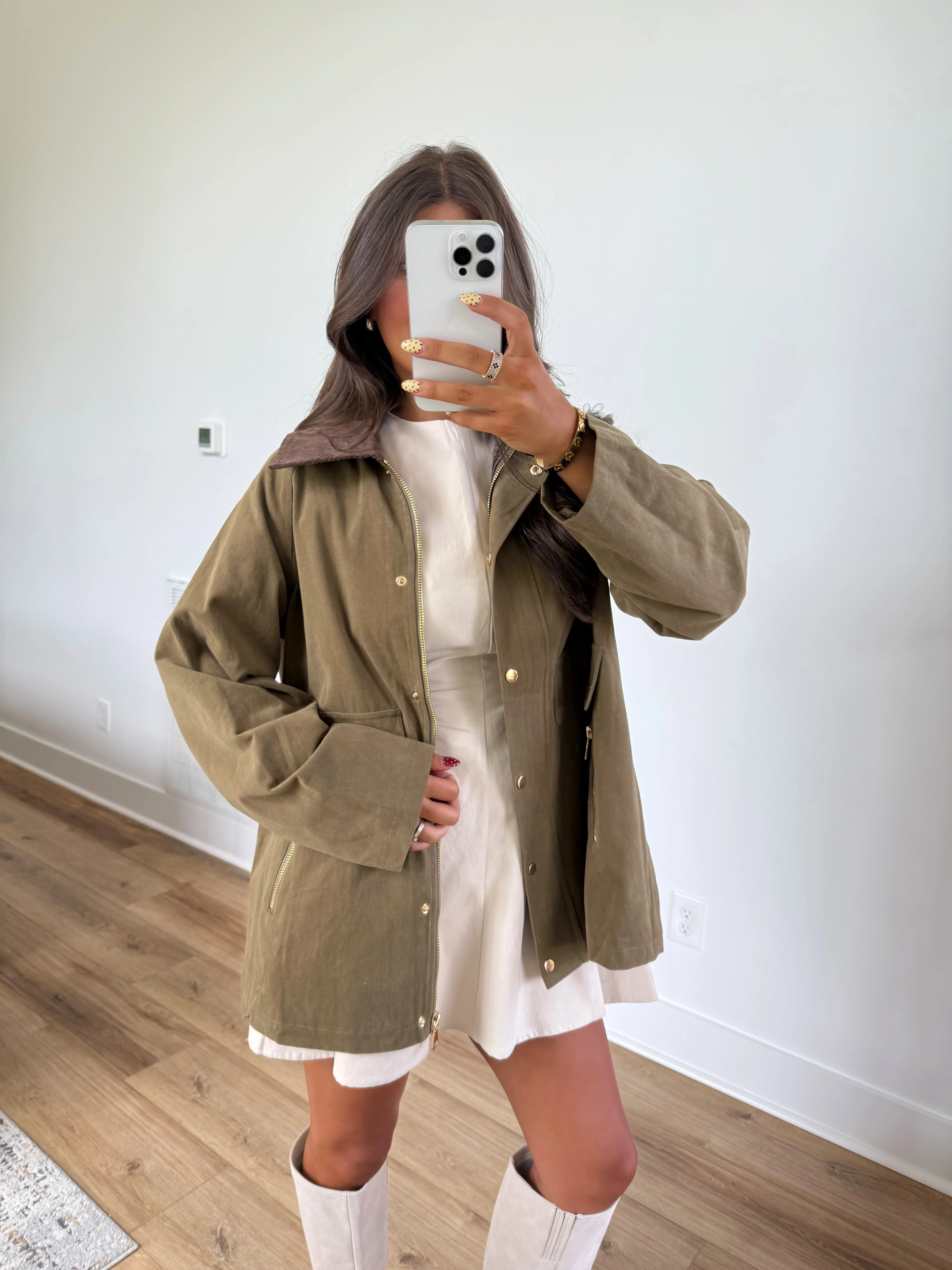 Green Barn Jacket (Plaid Inside) - Image 5