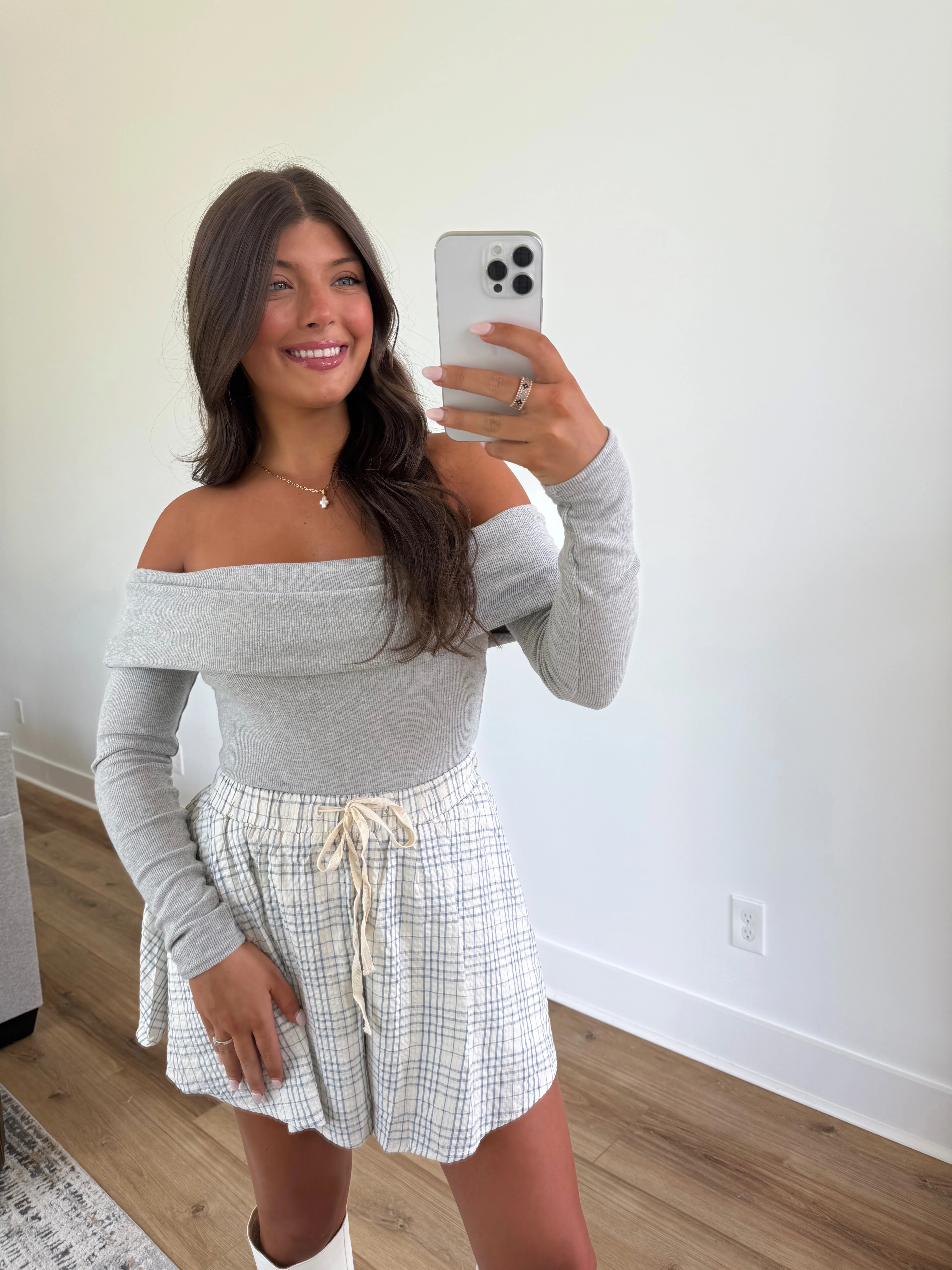 Grey Off-Shoulder Bodysuit - Image 4