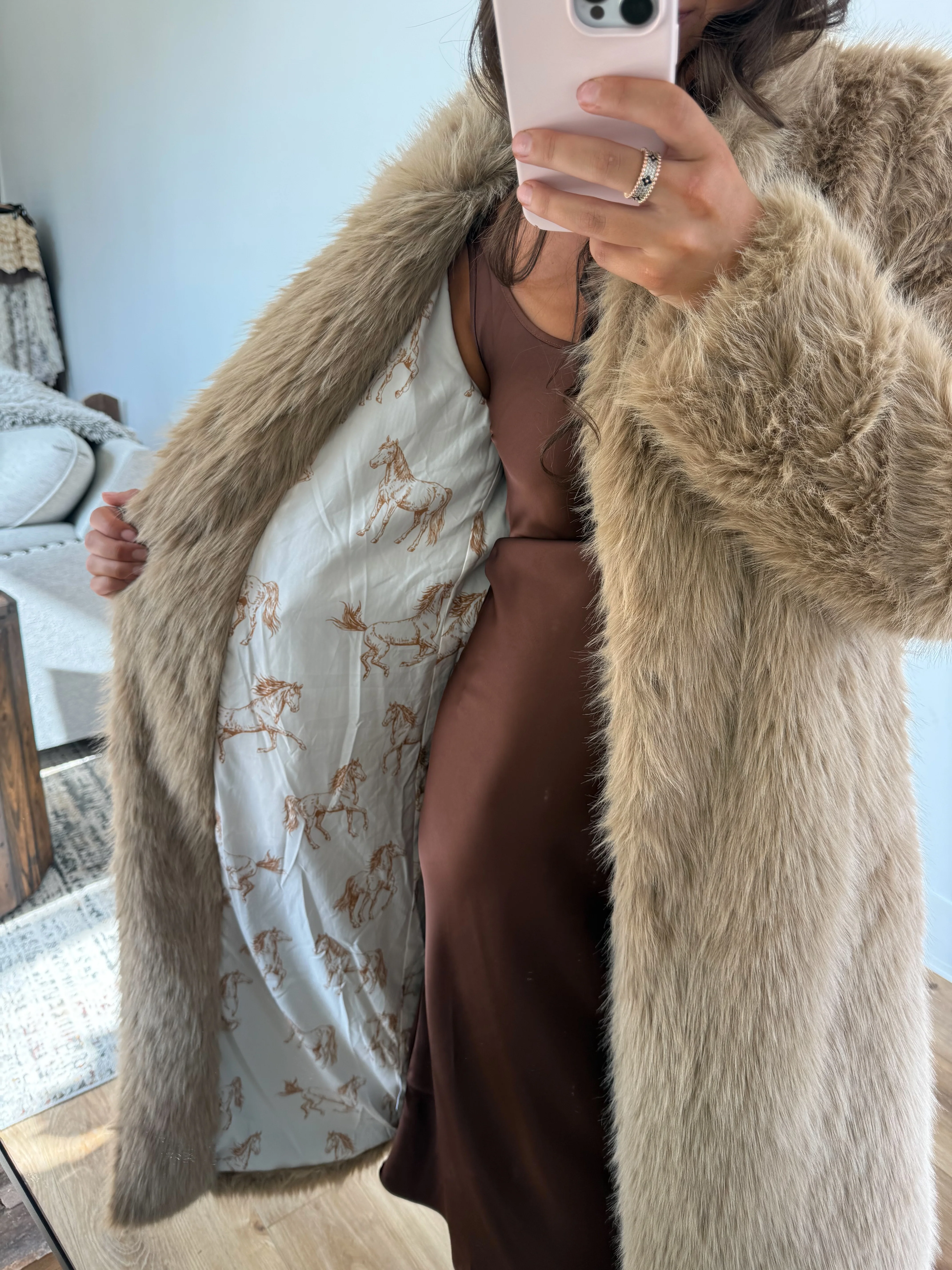 High Horse Fur Coat - Image 3
