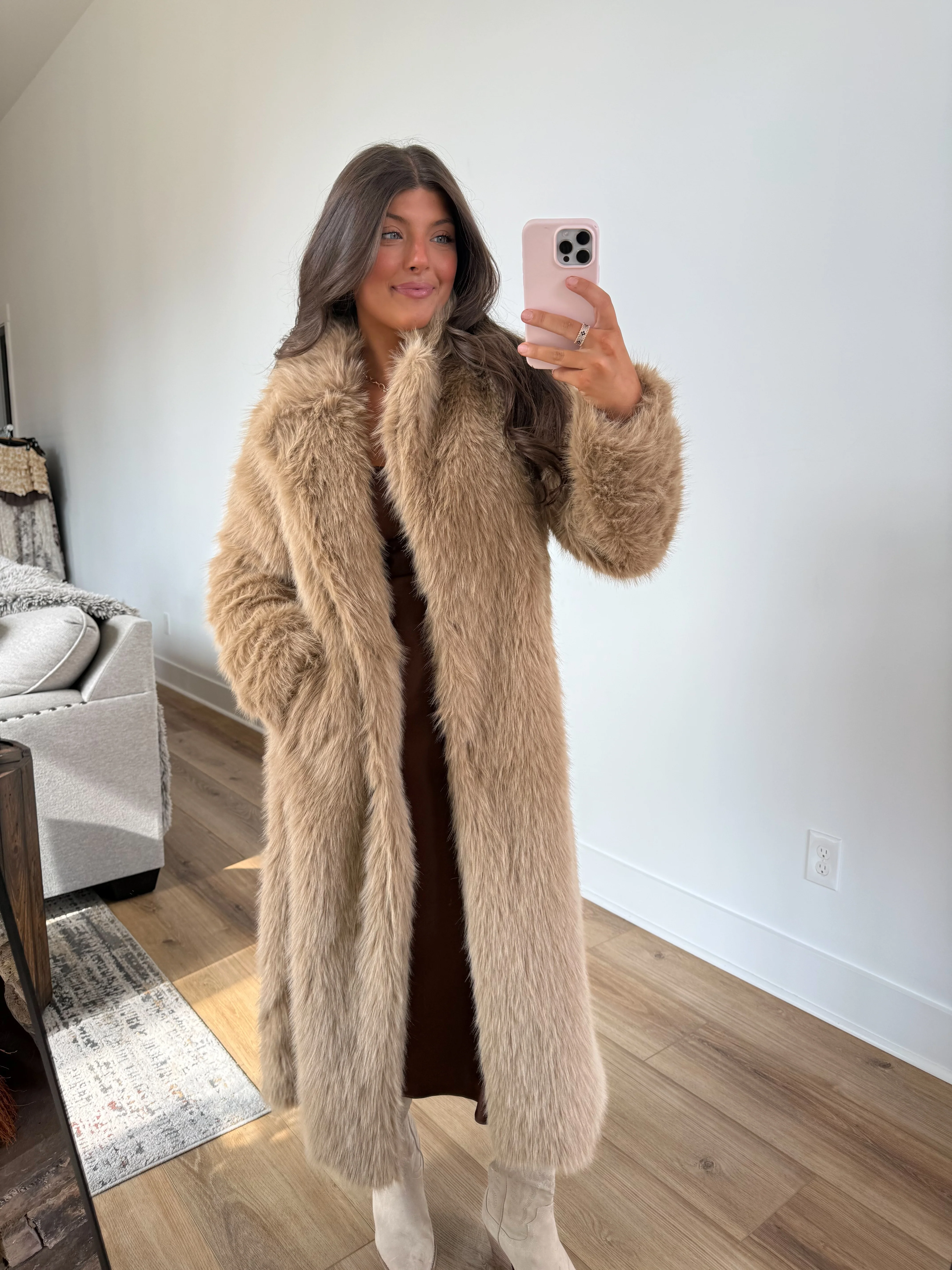 High Horse Fur Coat - Image 7