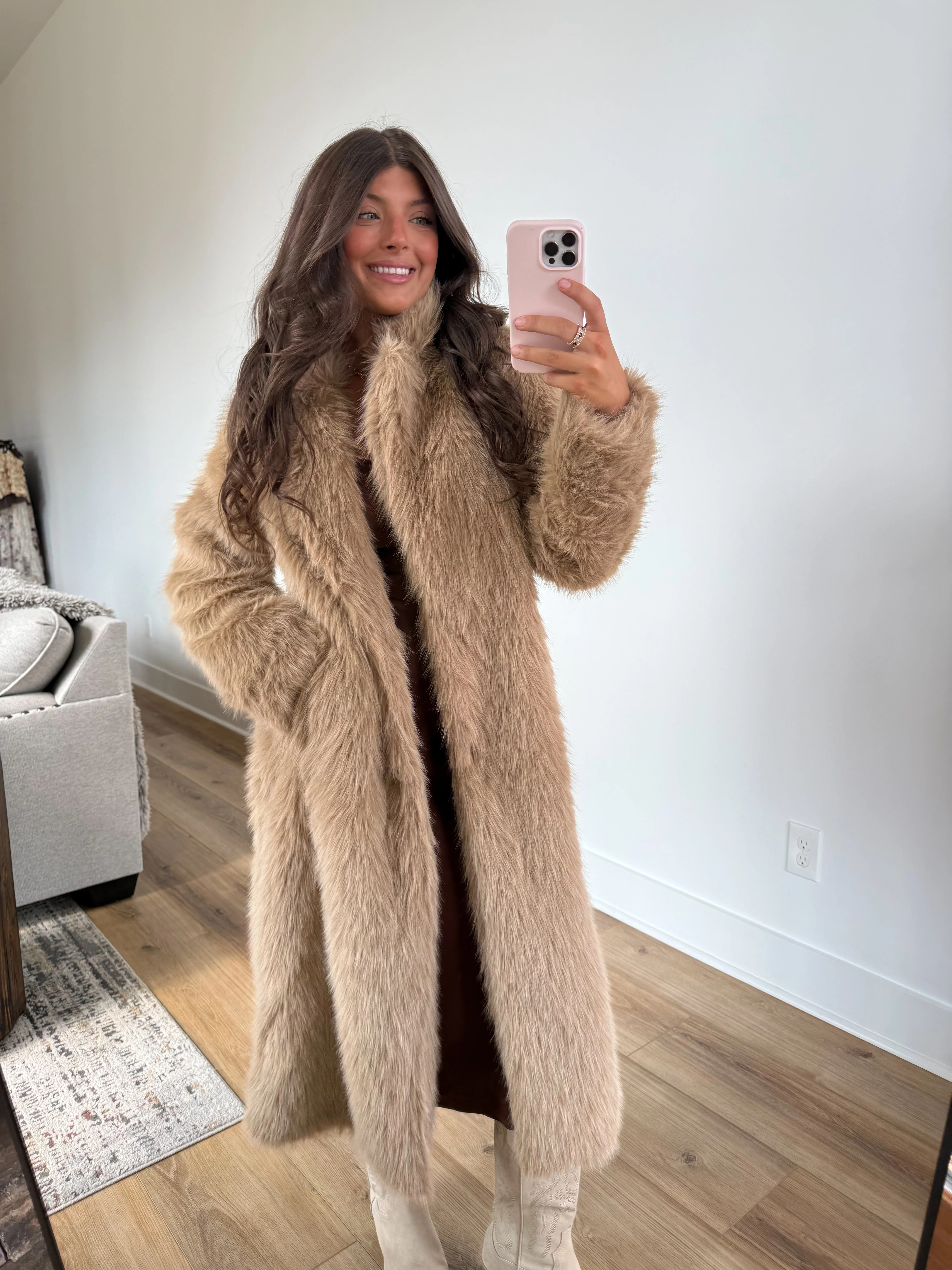 High Horse Fur Coat - Image 8