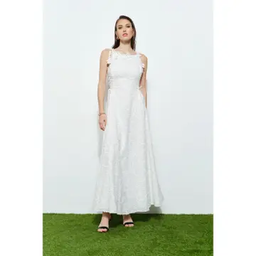 Ivory Lace Midi - Image 7