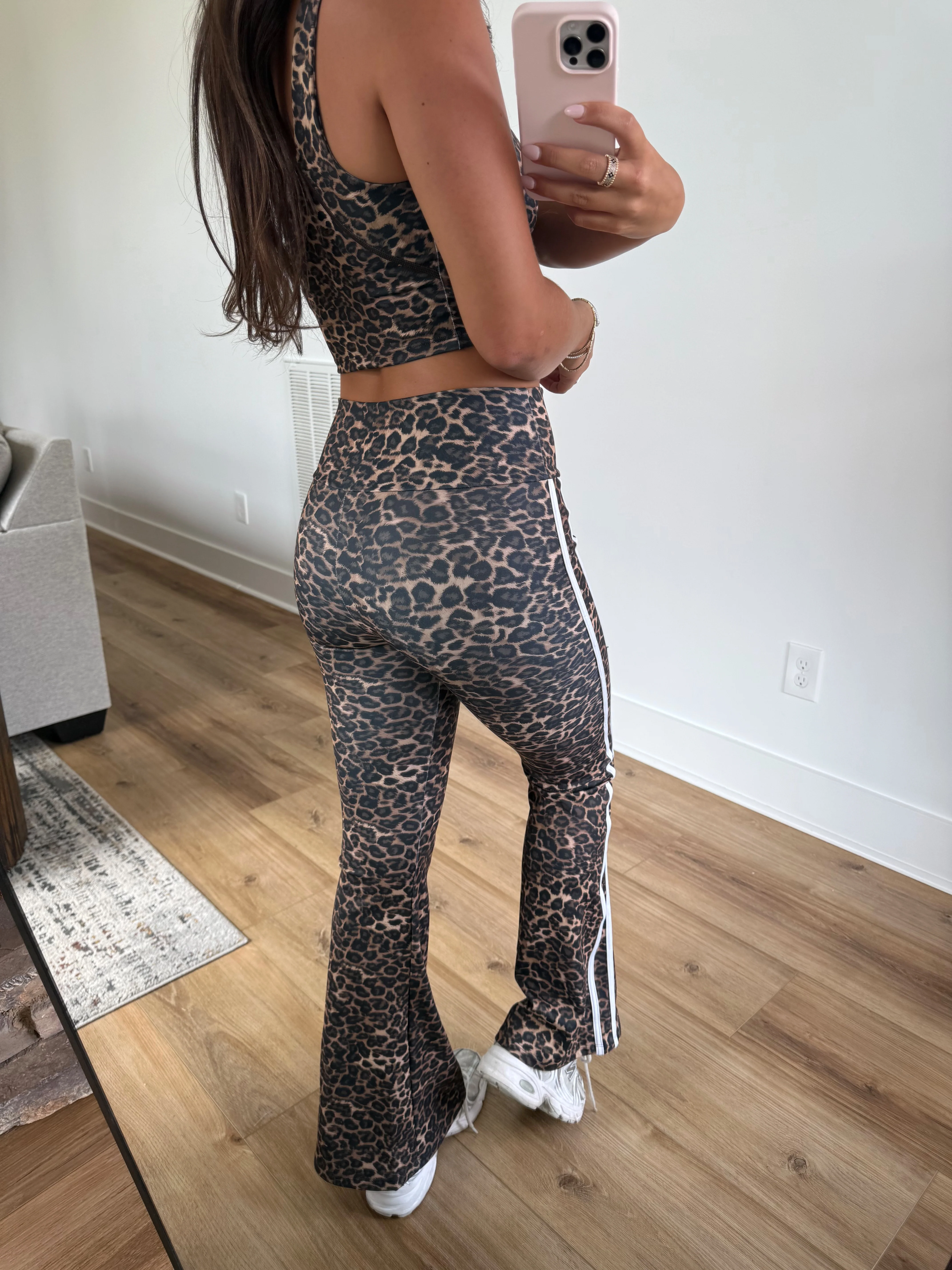Leopard Stripe Set - Image 10