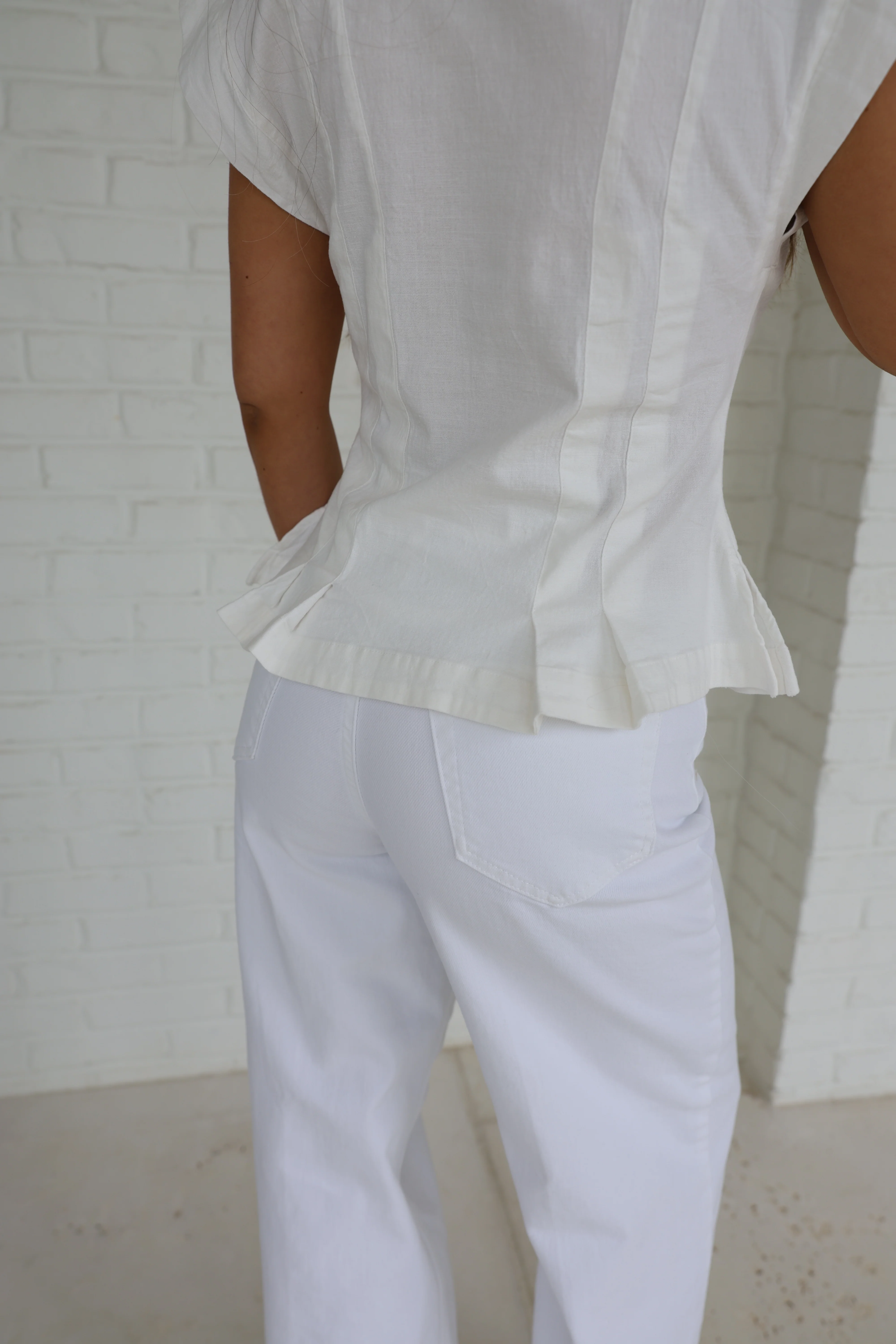 Linen Pleated Sides Top - Image 3