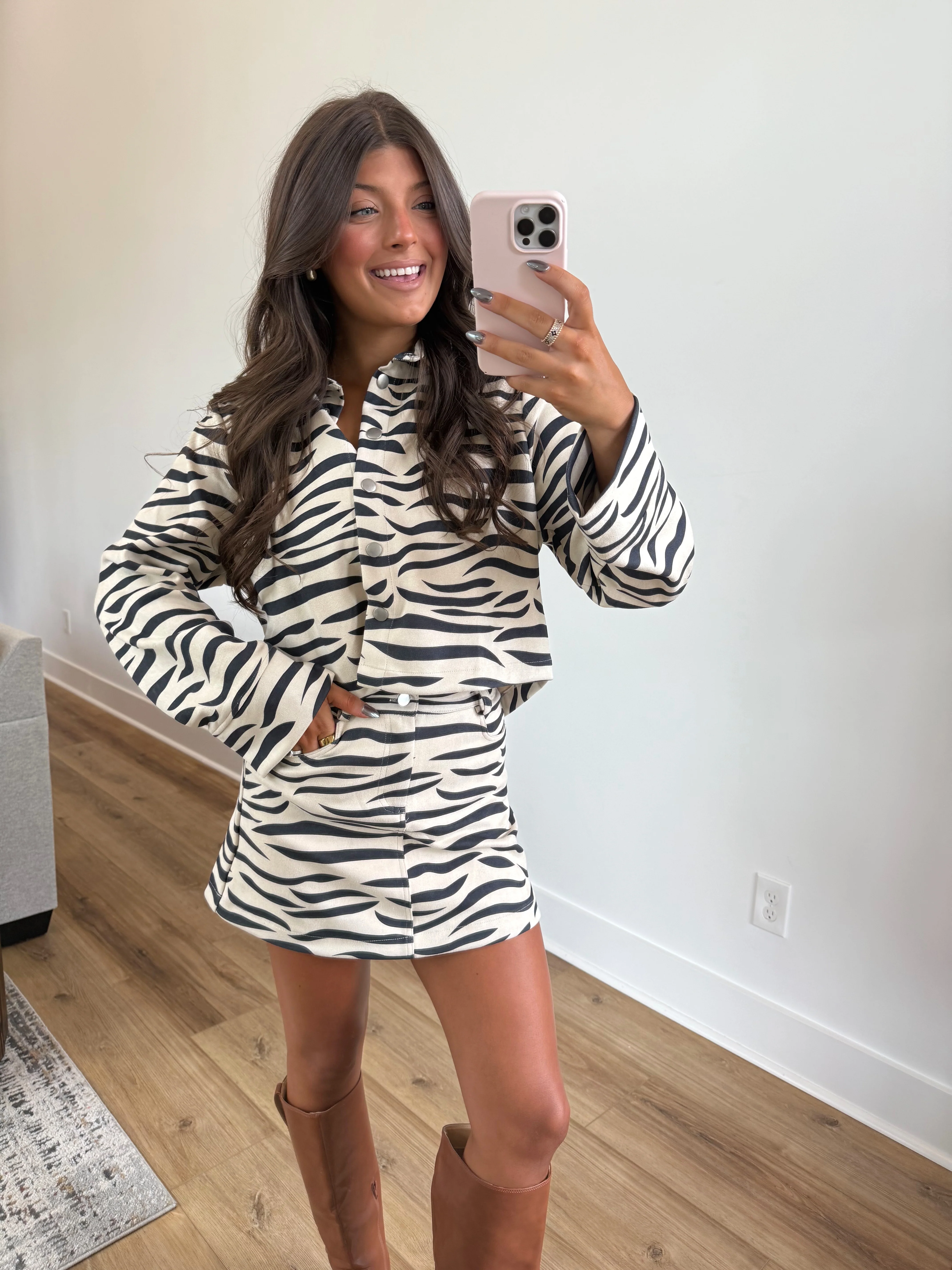 Navy Zebra Suede Set - Image 5