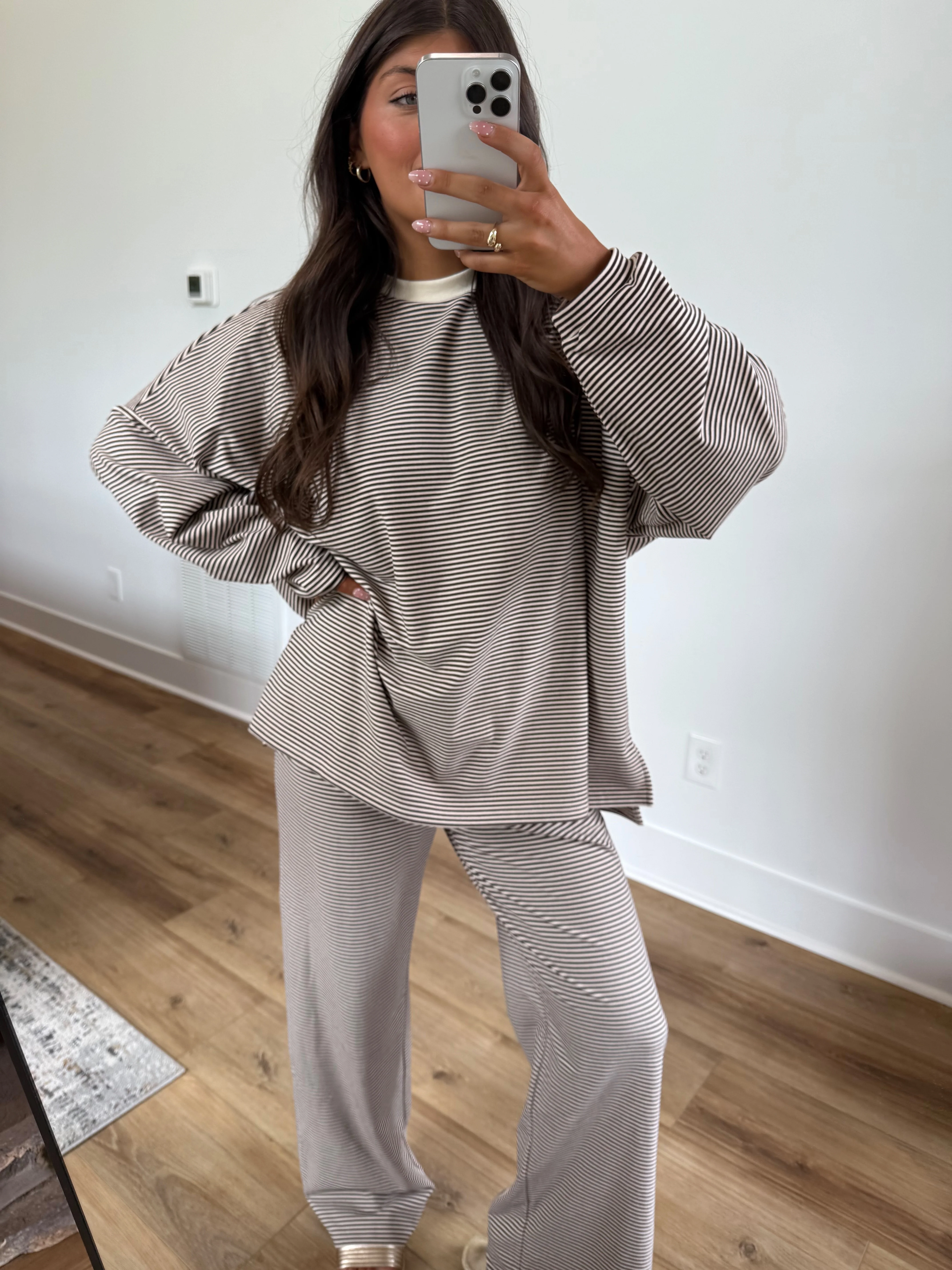 October Fleece TOP (Brown/Cream) (Restock) - Image 2