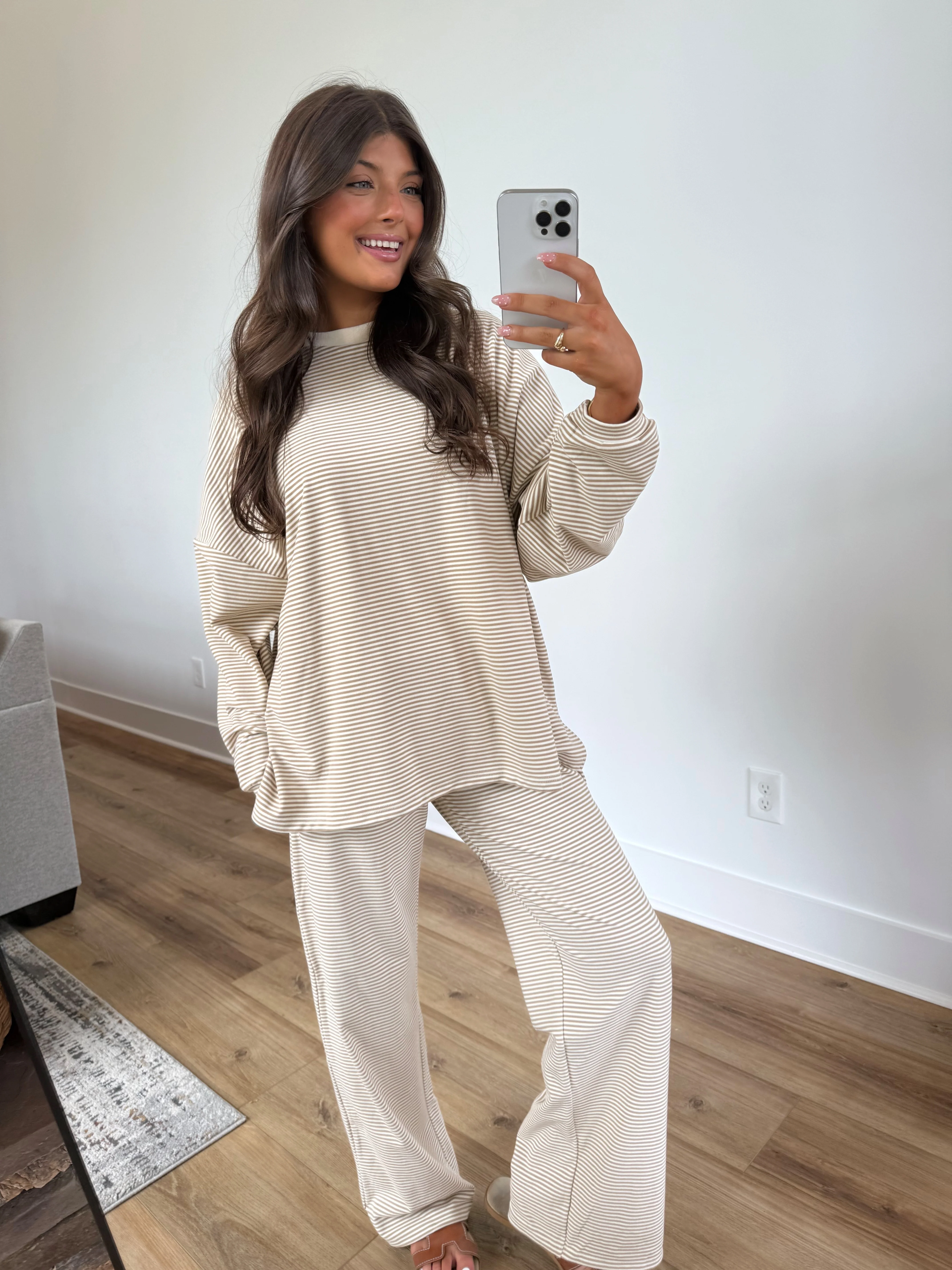 October Fleece TOP (Tan/Cream) (Restock) - Image 2