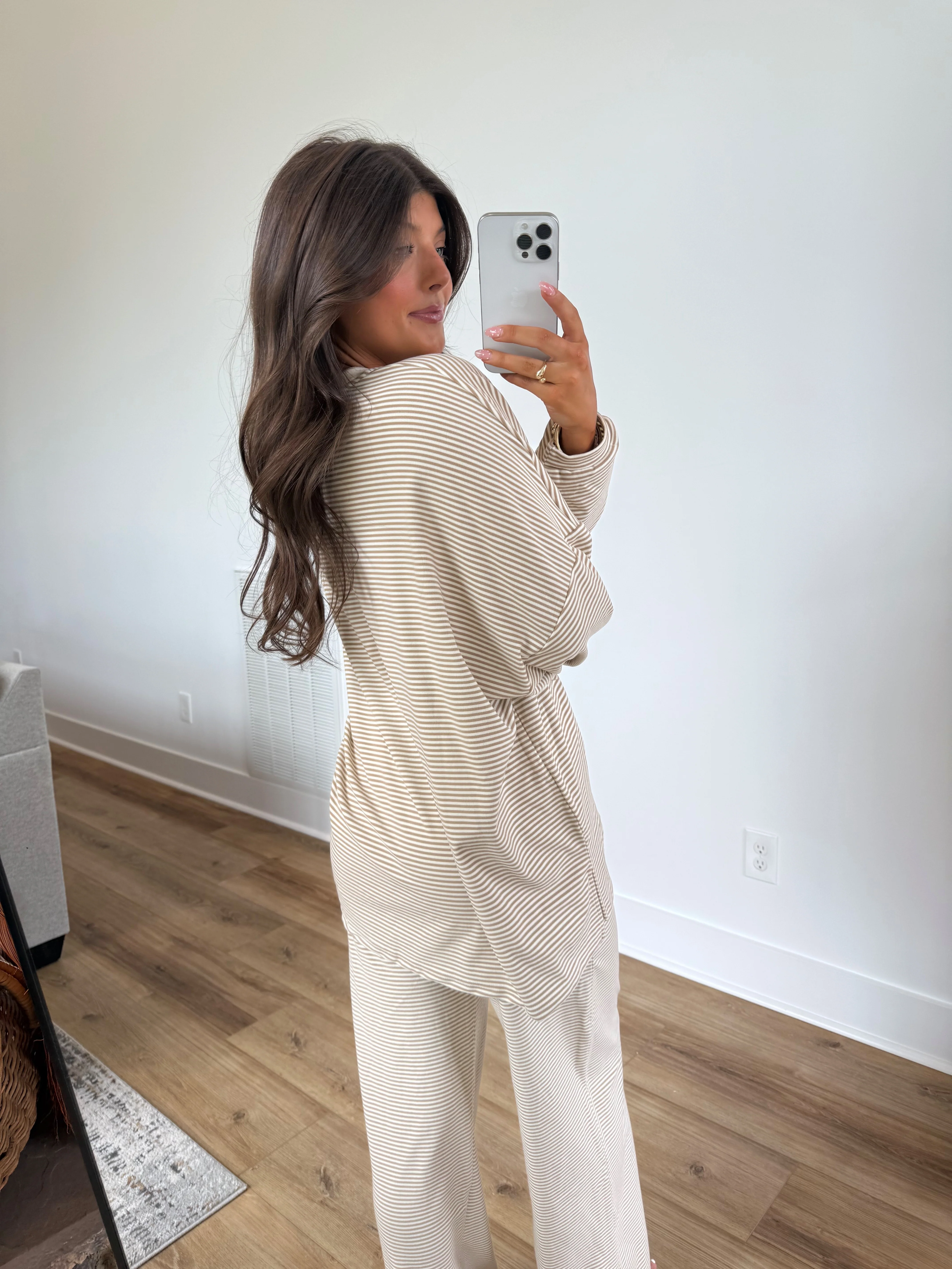 October Fleece TOP (Tan/Cream) (Restock) - Image 5