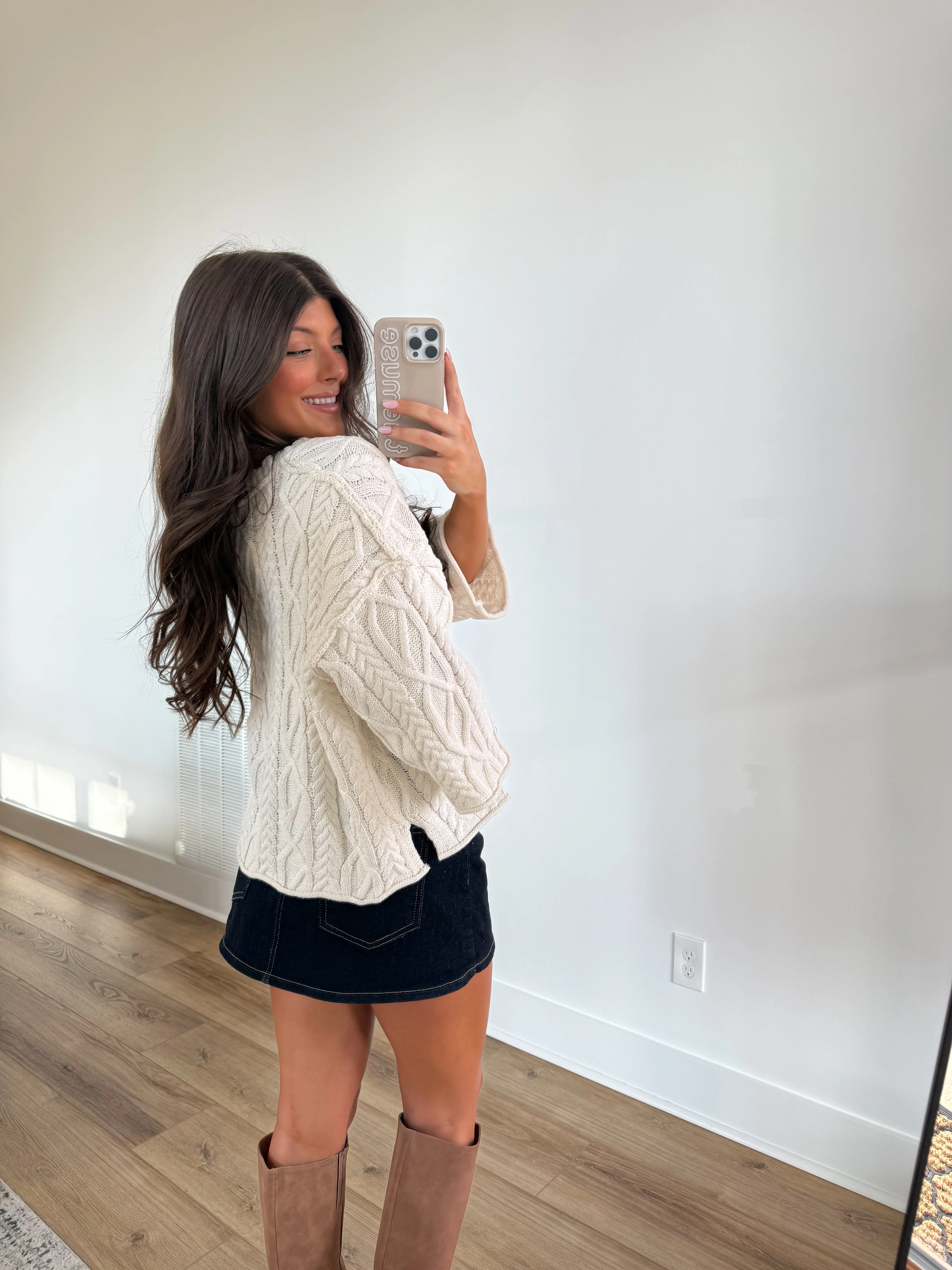 October Knit (Cream) - Image 4