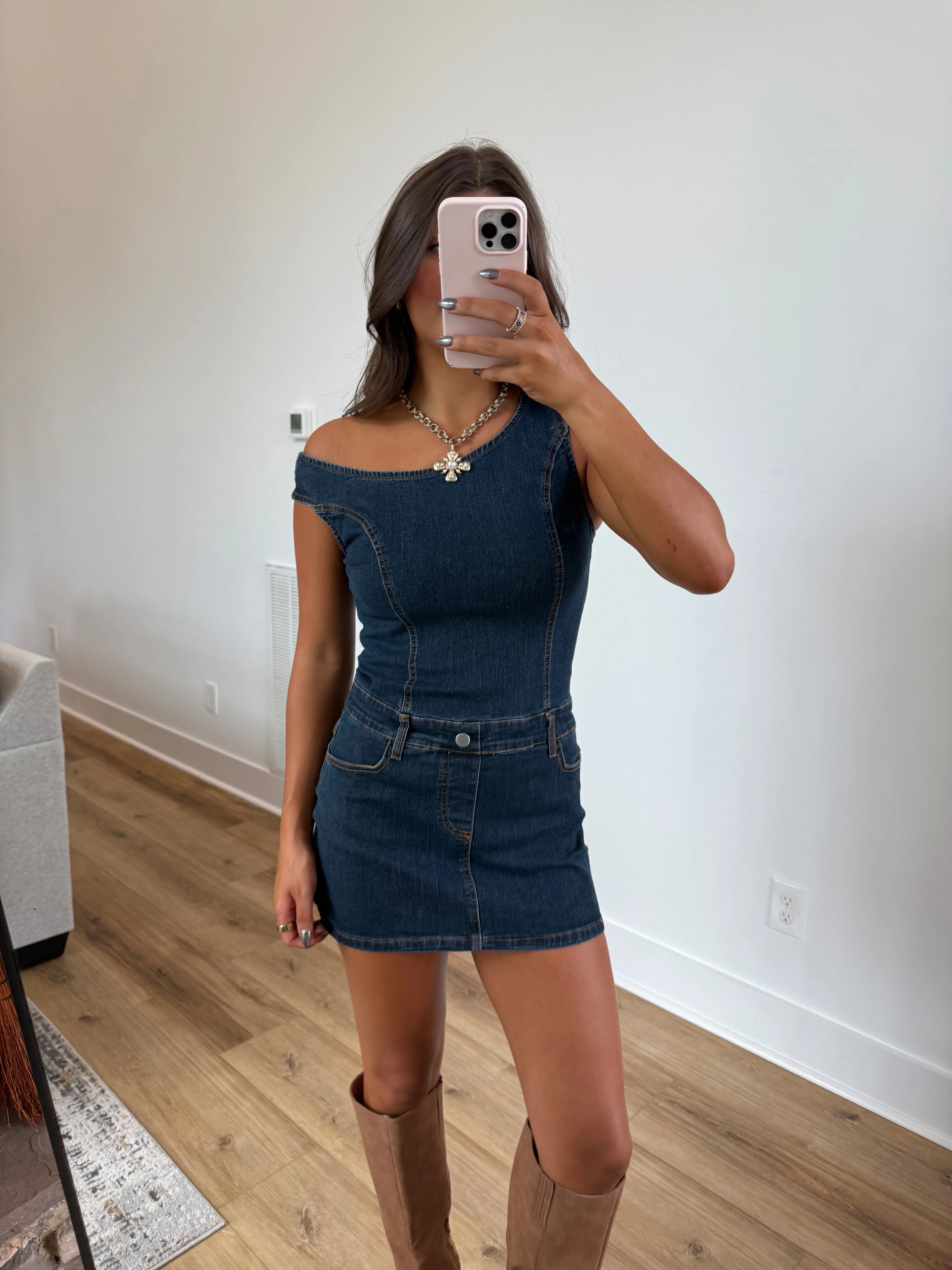 Off-Side Denim Mini - Image 4