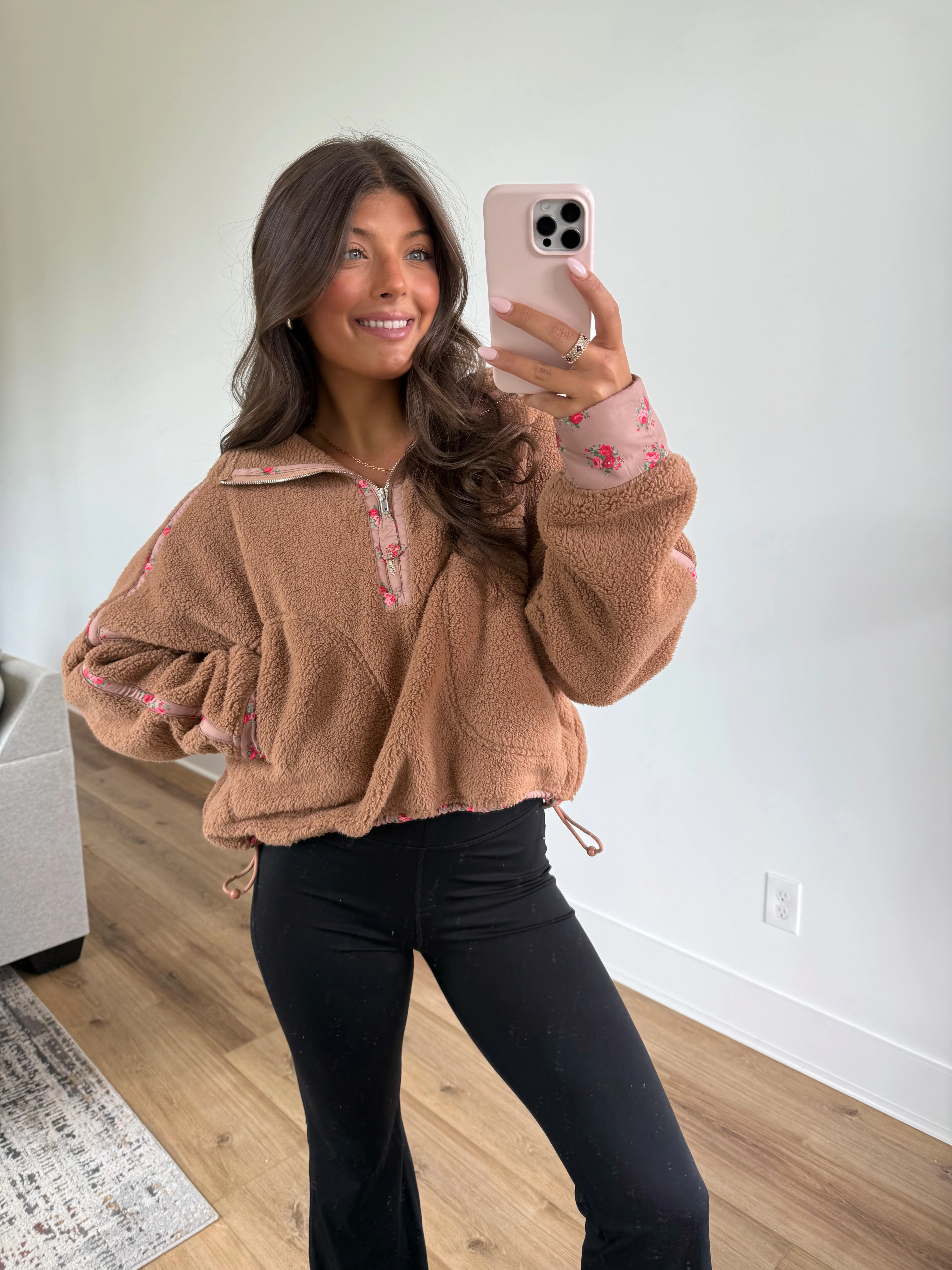 Rosie Posey Sherpa
