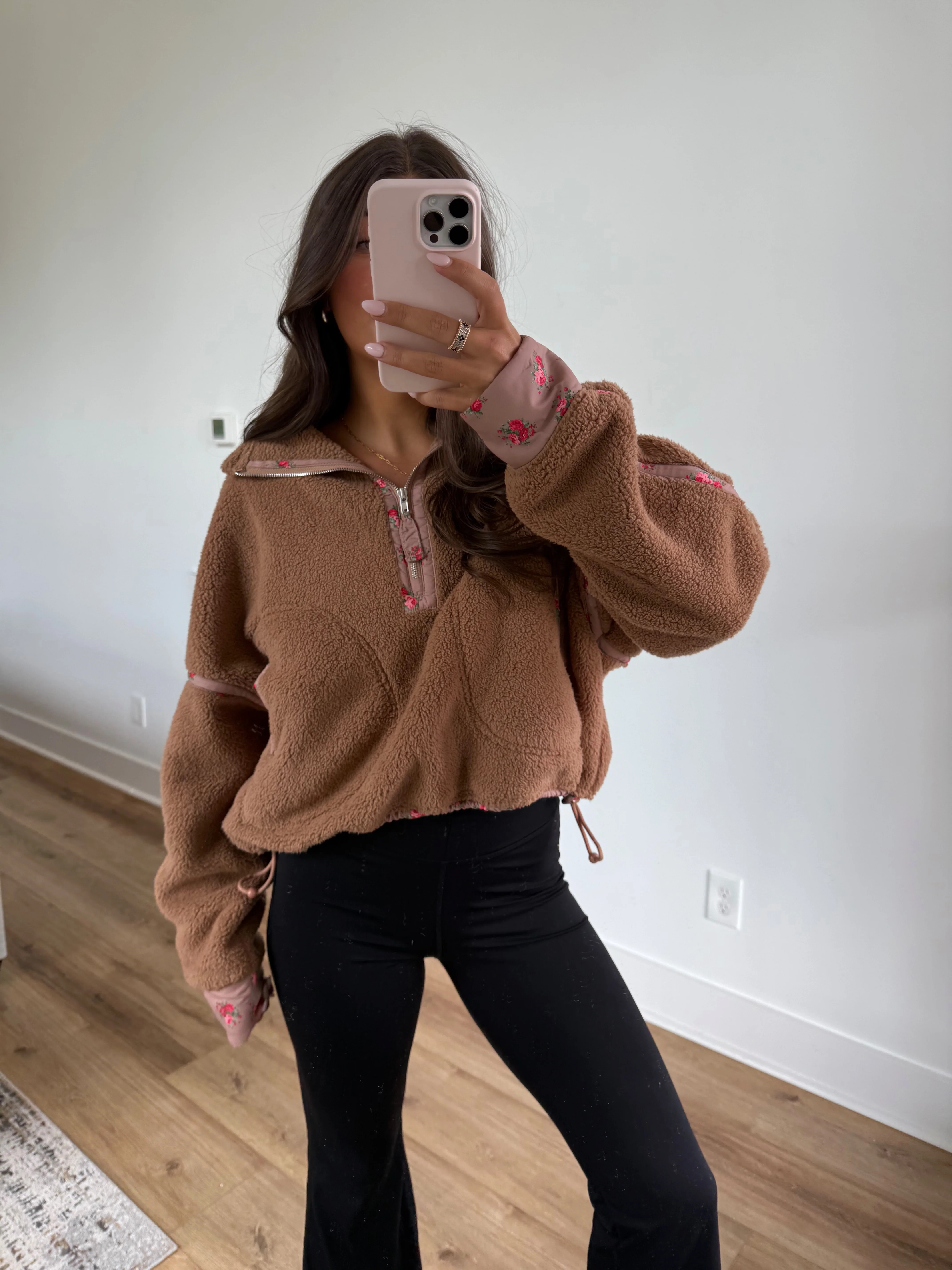 Rosie Posey Sherpa - Image 2