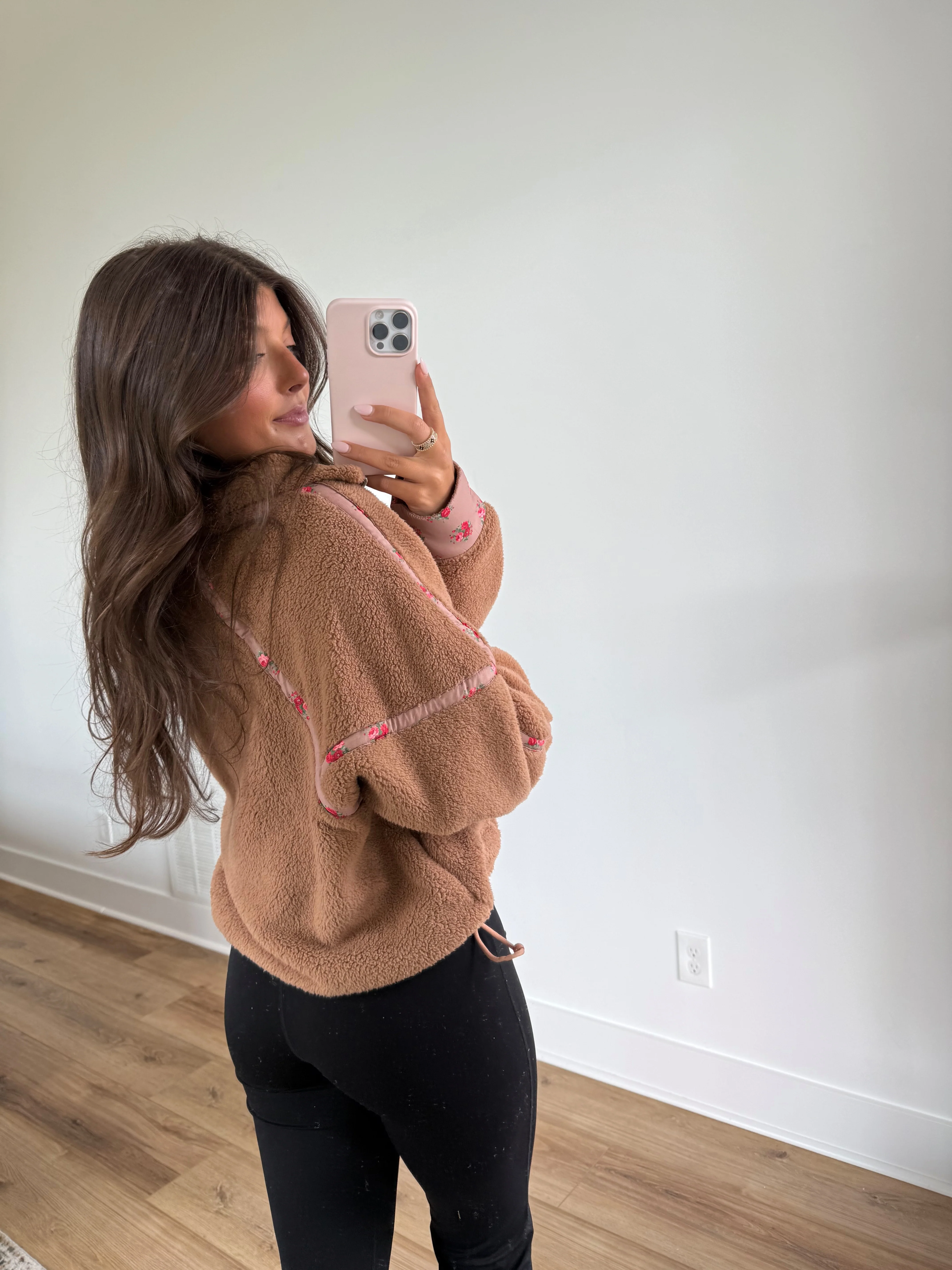 Rosie Posey Sherpa - Image 6