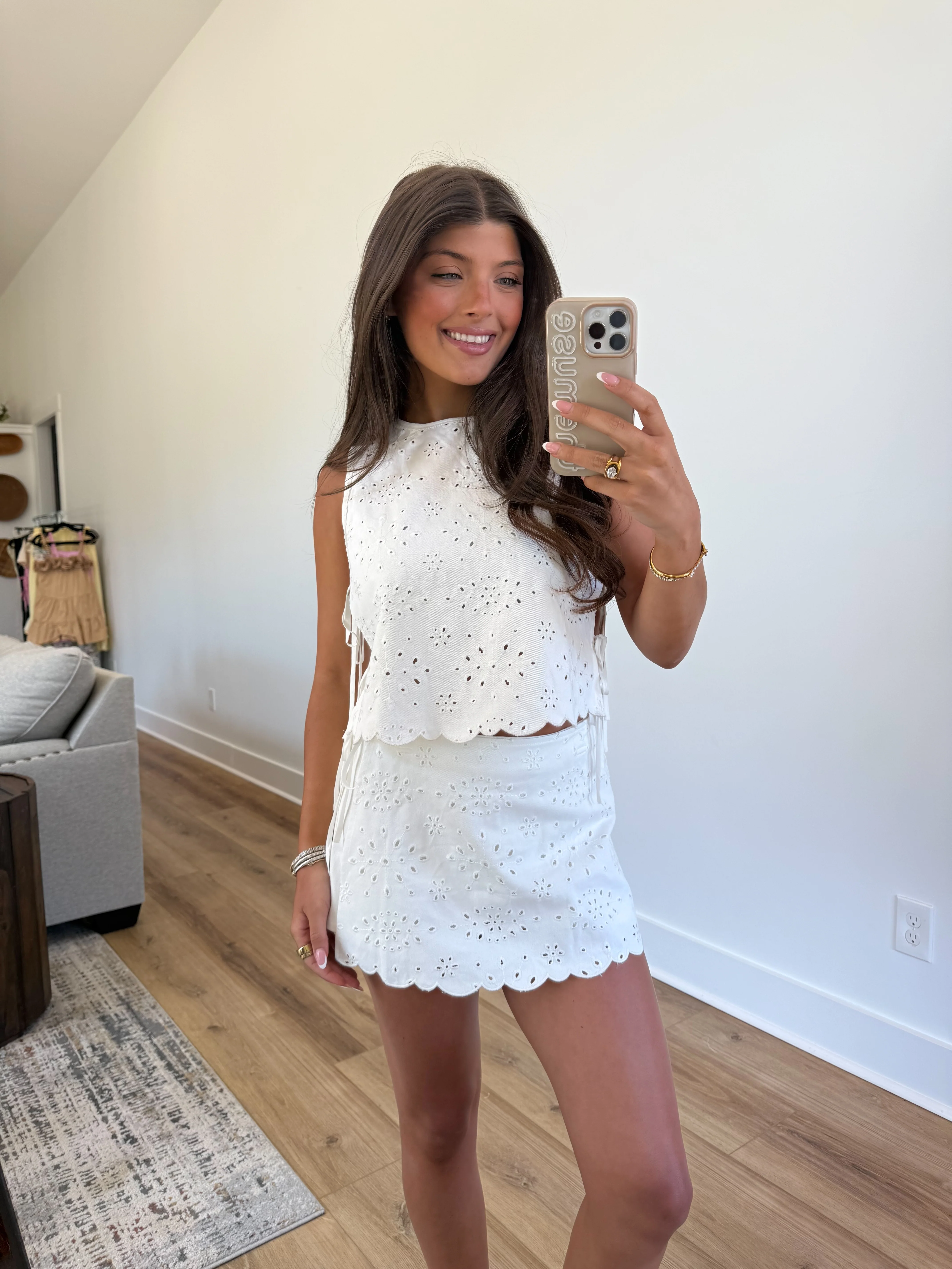 Scallop Eyelet Set - Image 4
