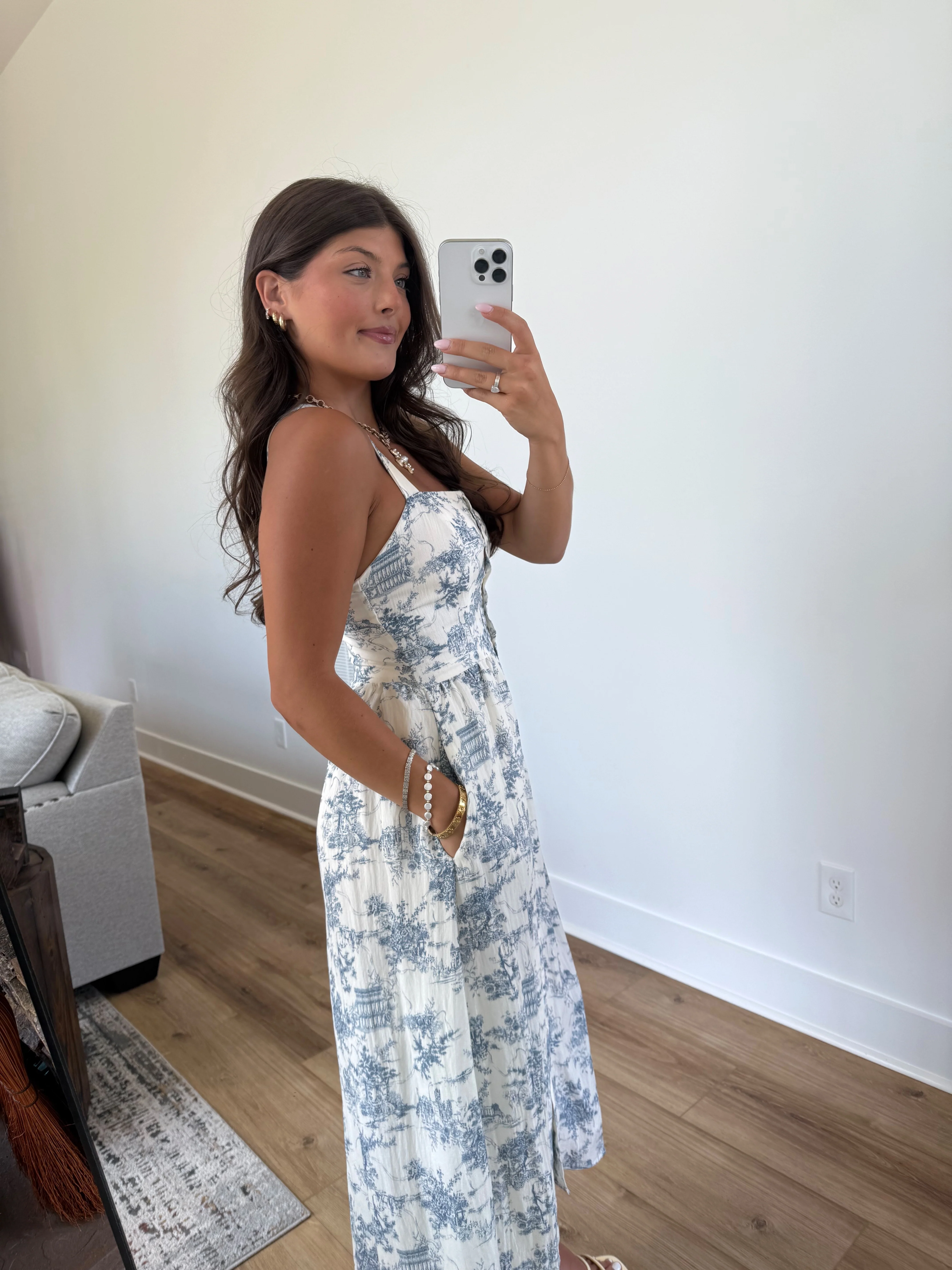 Seaside Estate Midi Dress - Image 4