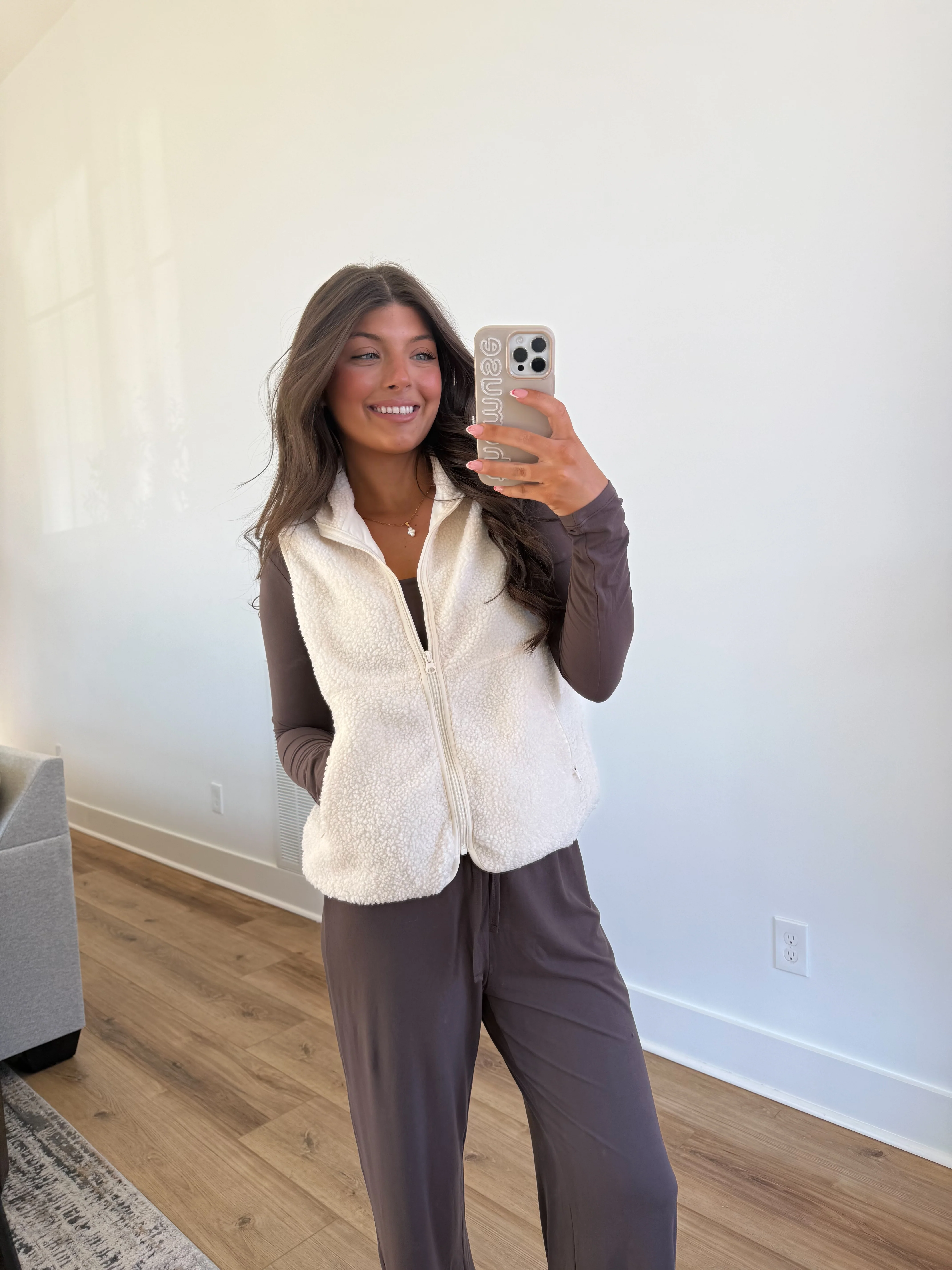 Snowy Sherpa Vest - Image 2