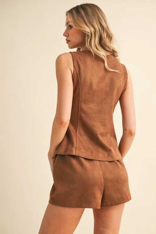 Suede Shorts Set - Image 10