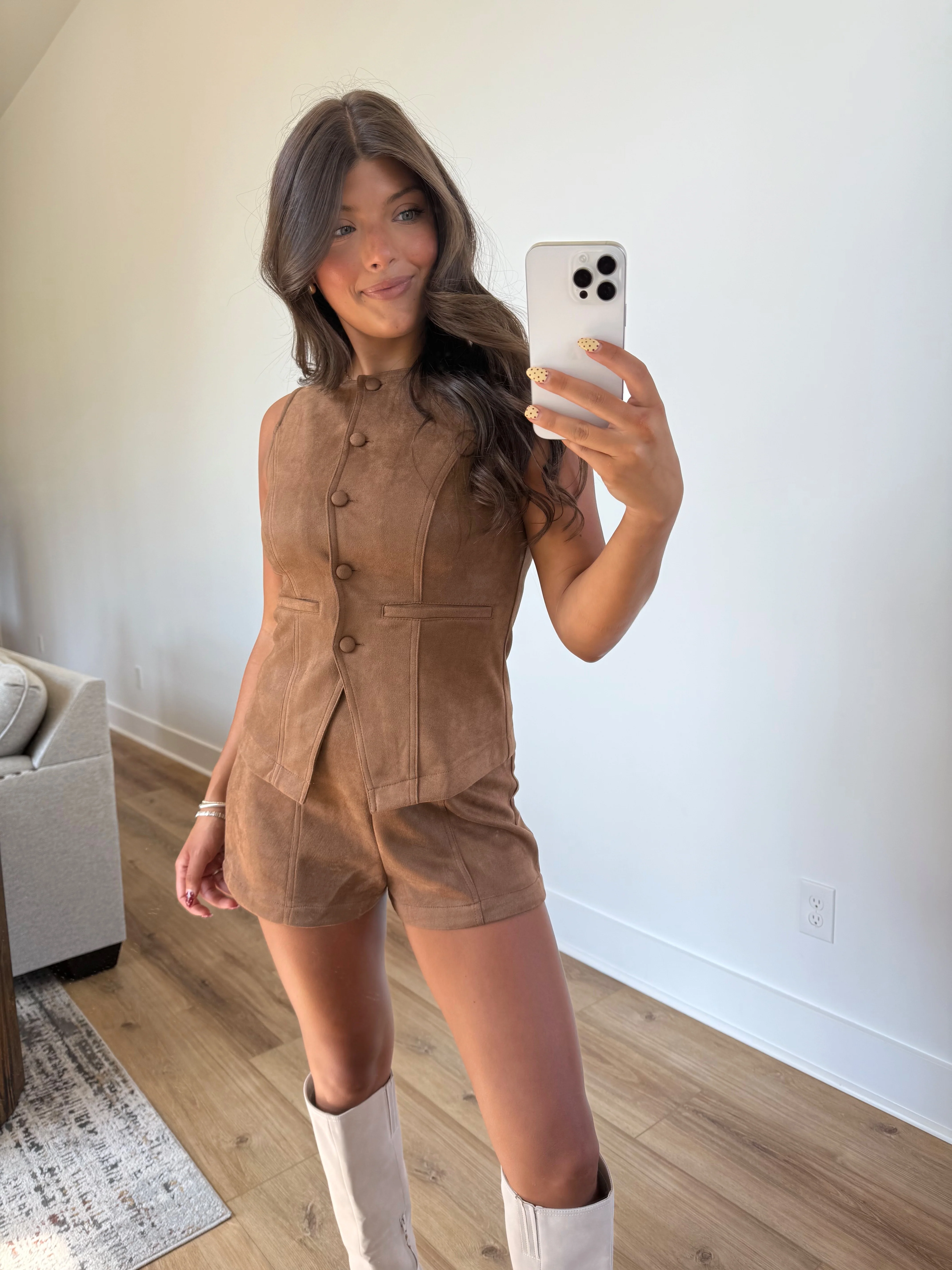 Suede Shorts Set - Image 3