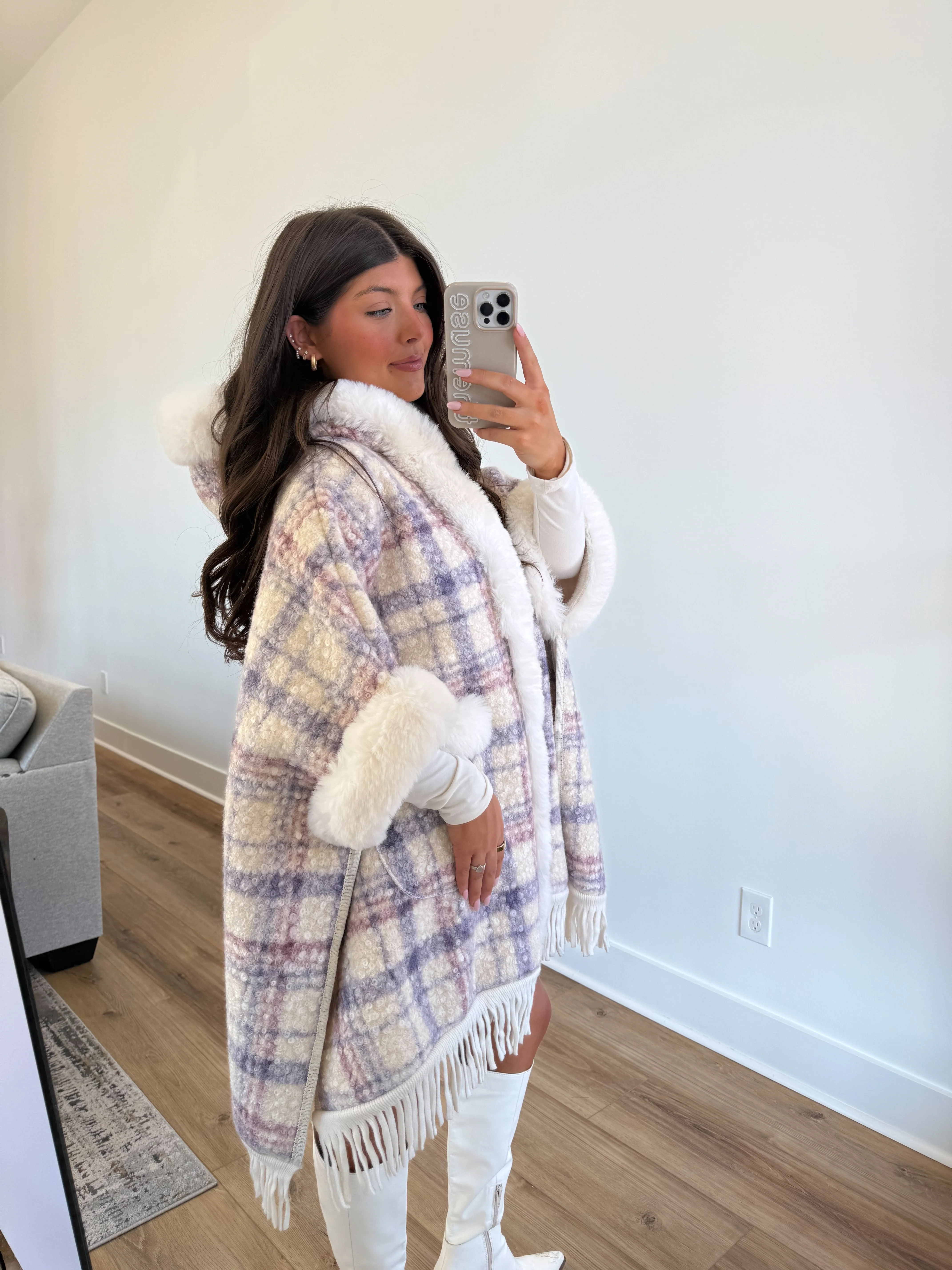 Sugerplum Poncho - Image 4