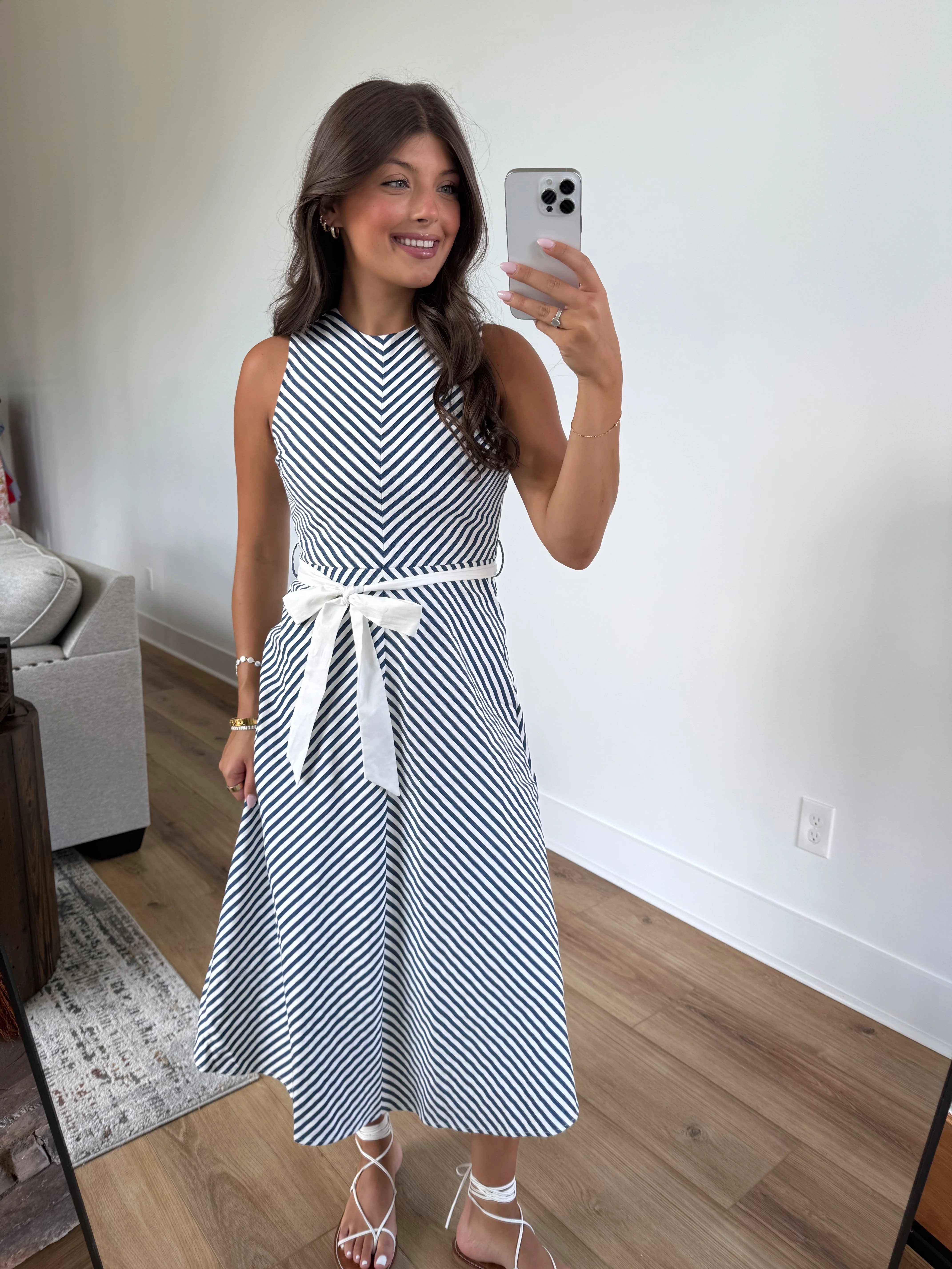 The Bowline Dress - Image 4