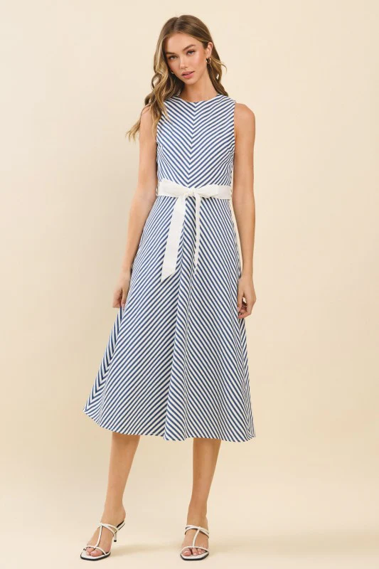The Bowline Dress - Image 5