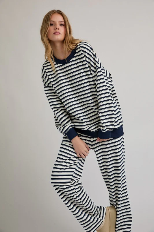 The Clean Line Set (Navy) - Image 8