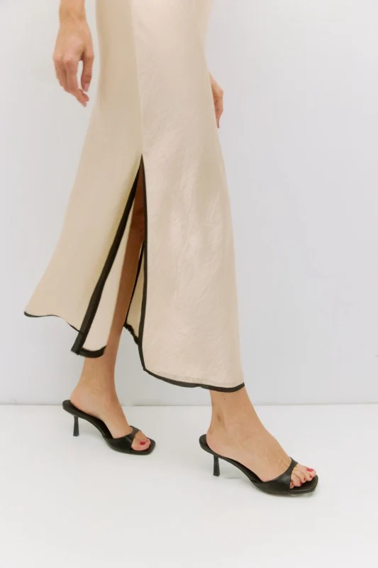 The Contrast Satin Dress - Image 10