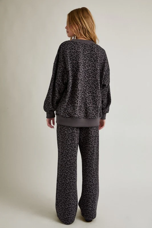 The Cozy Cheetah Set (Restock) - Image 5