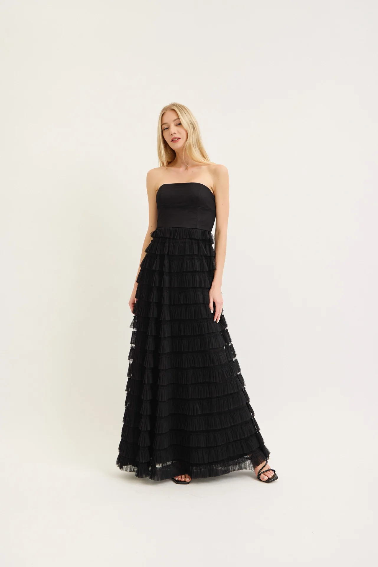 The December Night Gown - Image 6