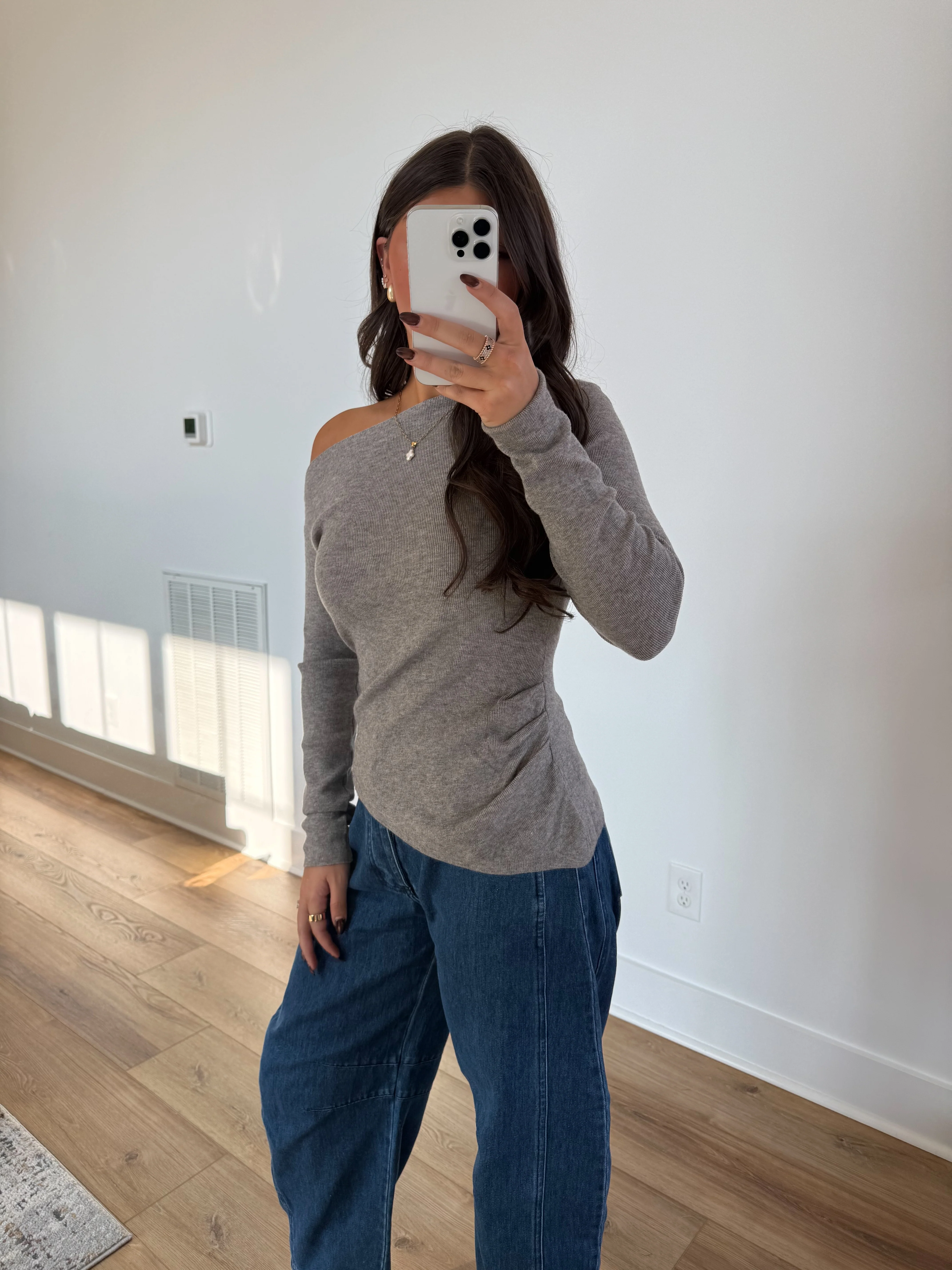 The Greyson Ruched Top - Image 2