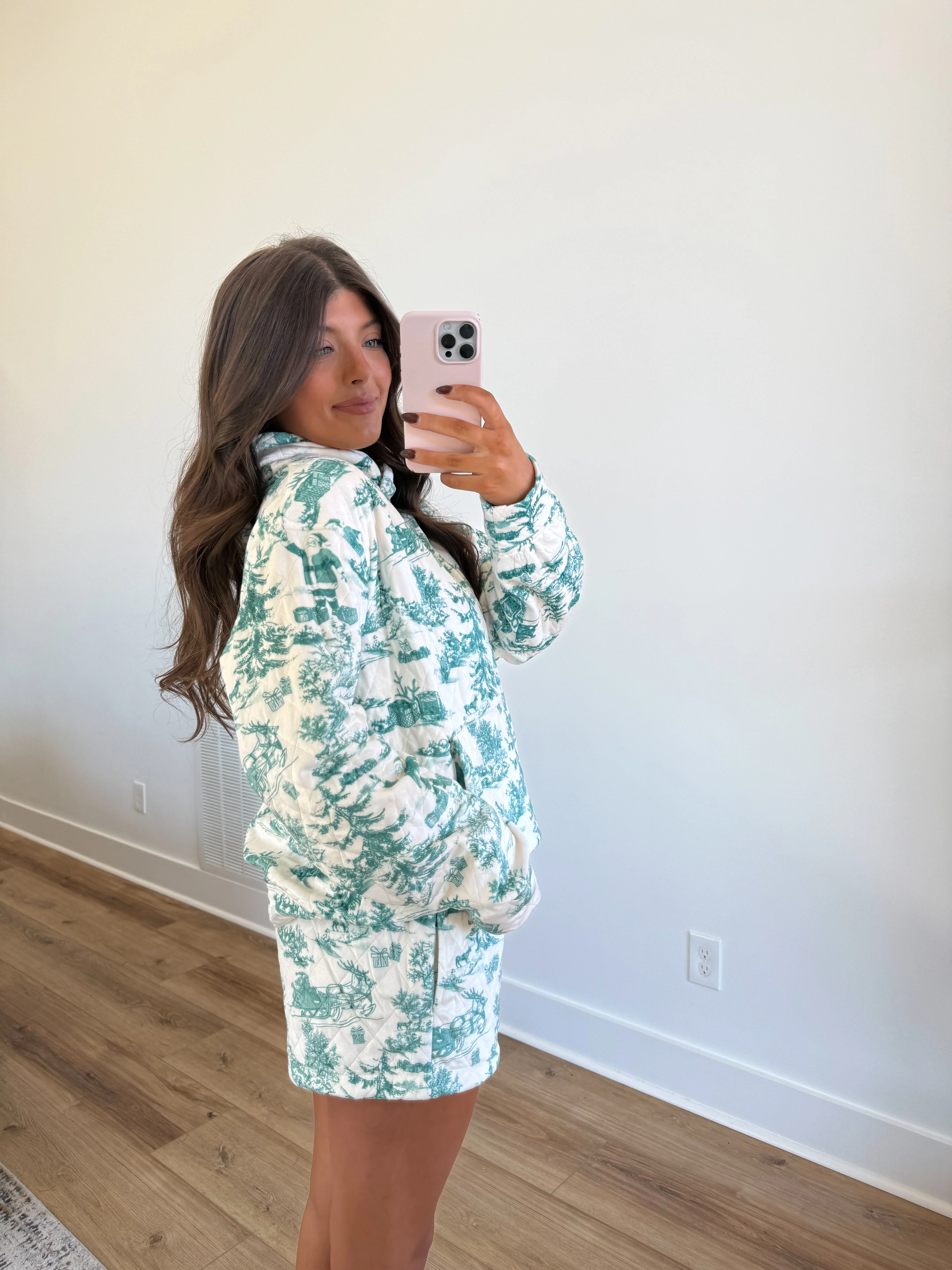 The Holiday Toile Set - Image 8