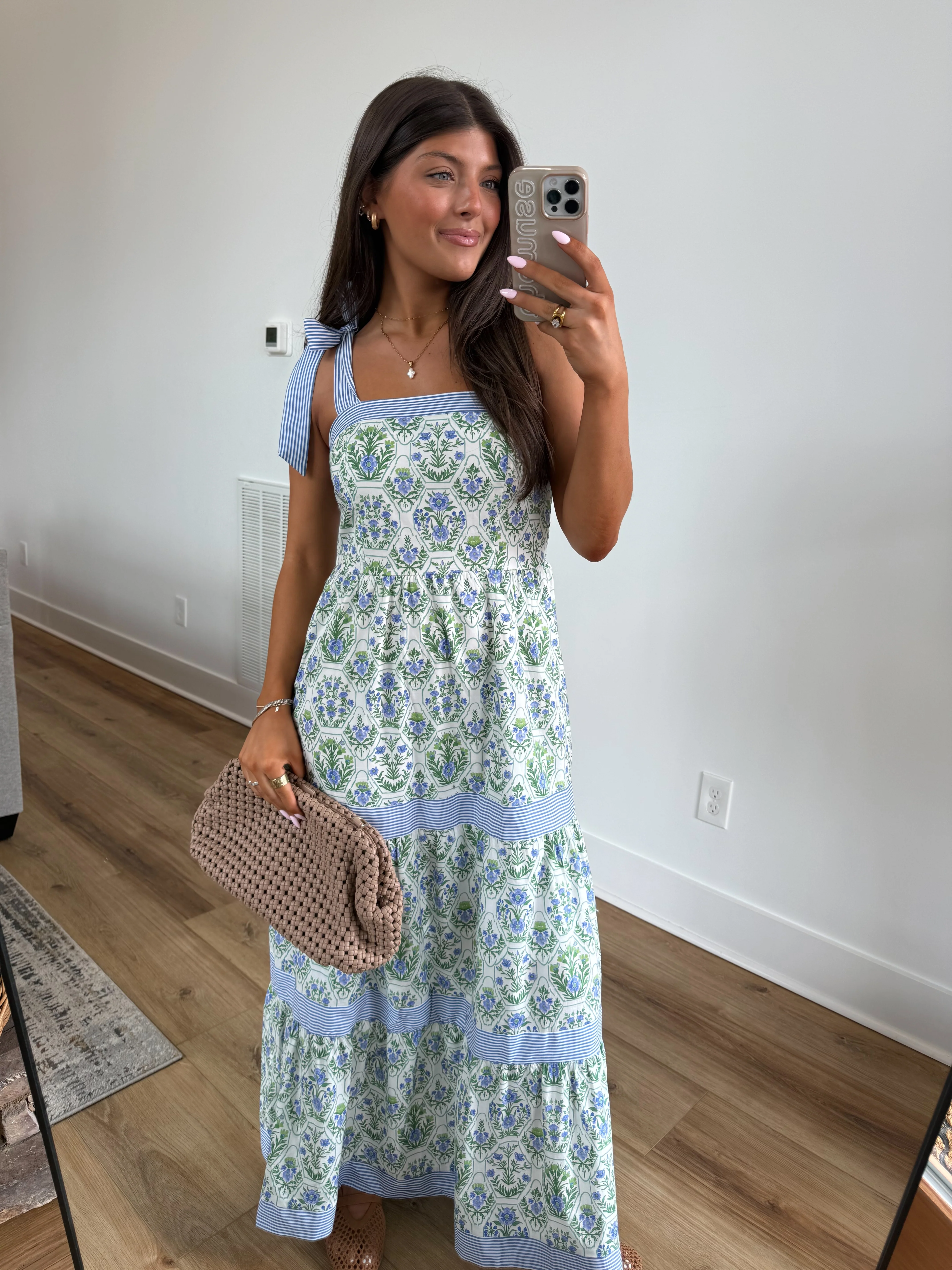 The Hydrangea Garden Maxi (Green/Blue)(Restock) - Image 2