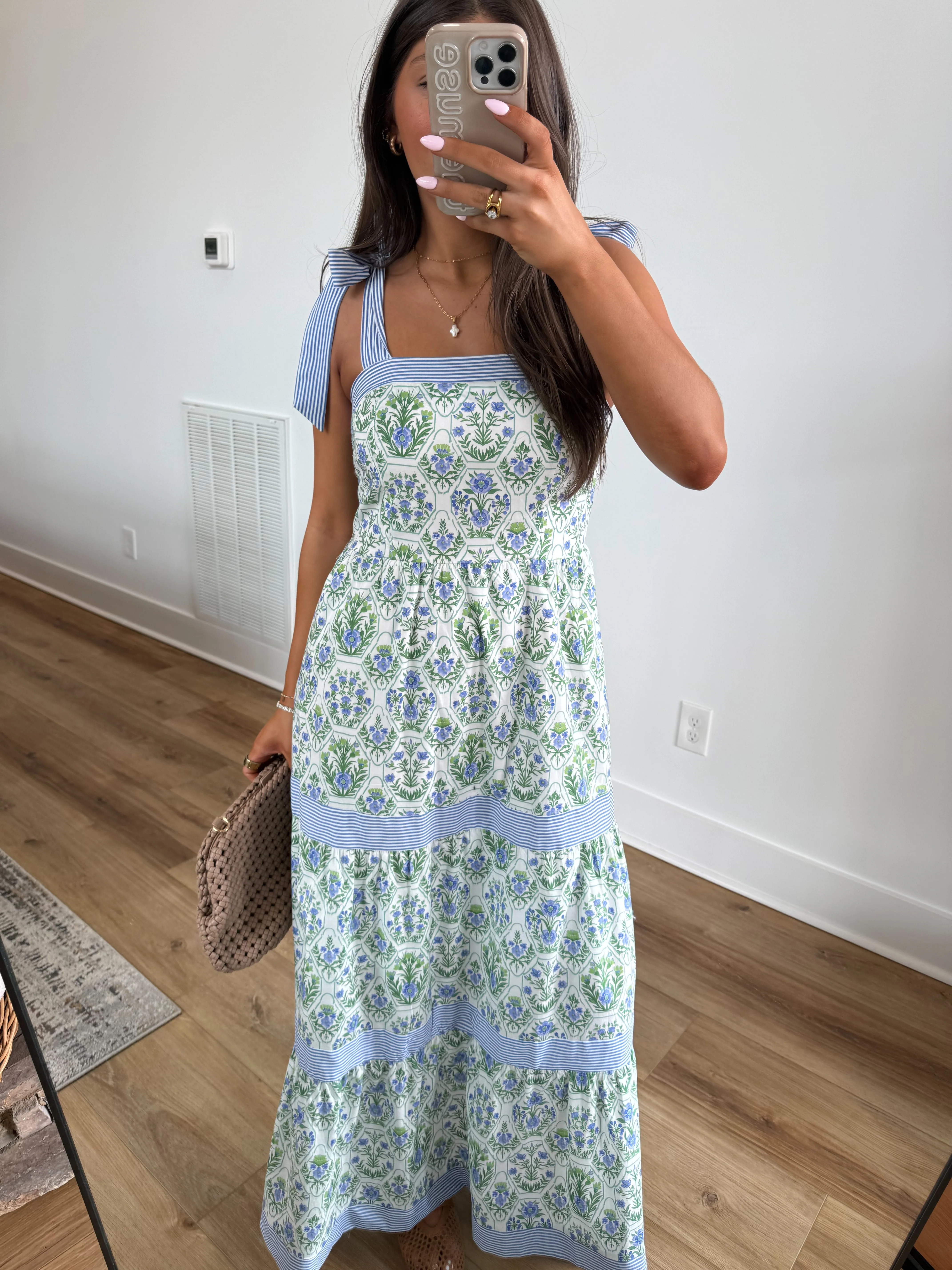 The Hydrangea Garden Maxi (Green/Blue)(Restock) - Image 6