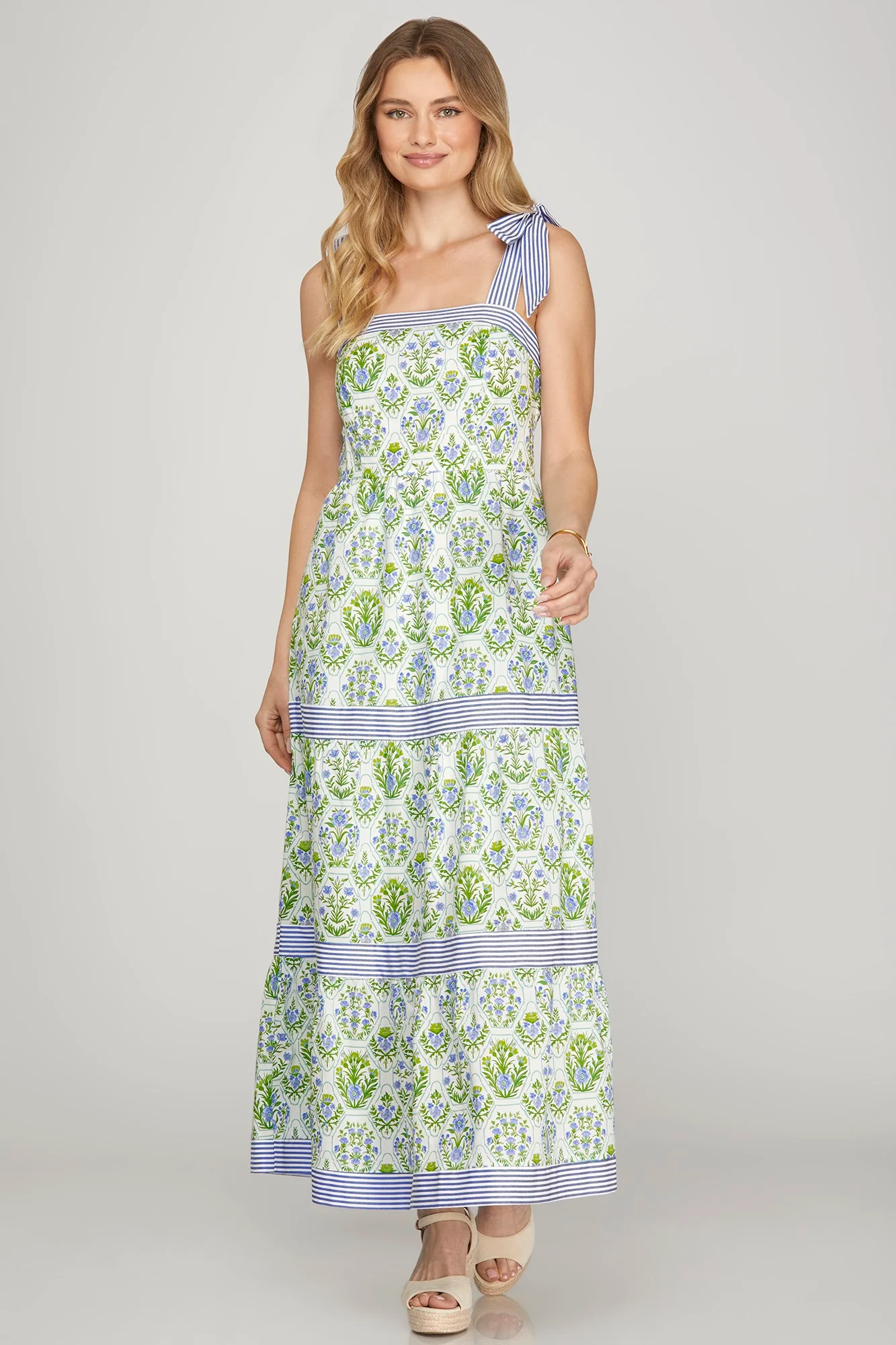 The Hydrangea Garden Maxi (Green/Blue)(Restock) - Image 7